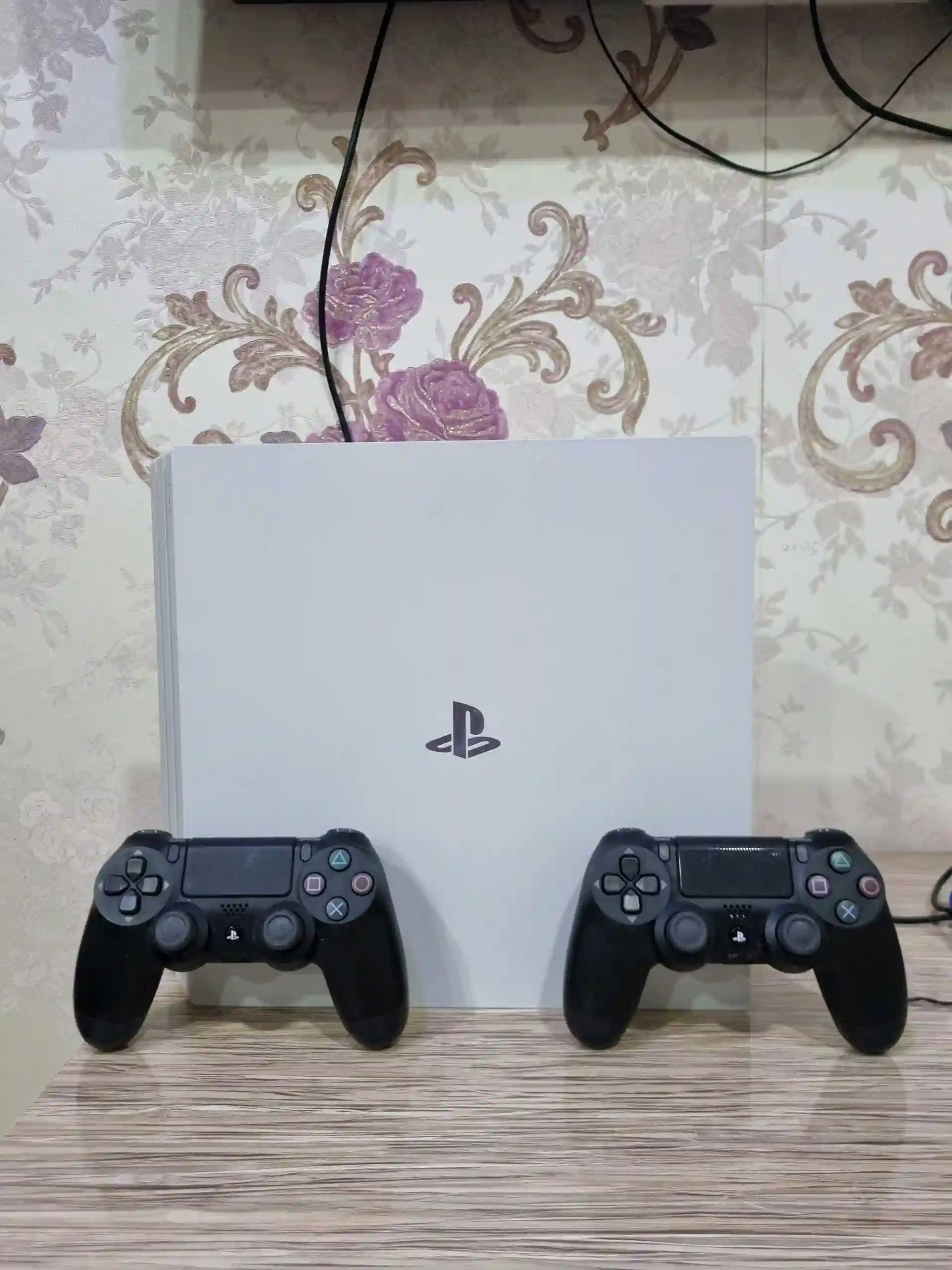 Sony Play Station 4 PRO 