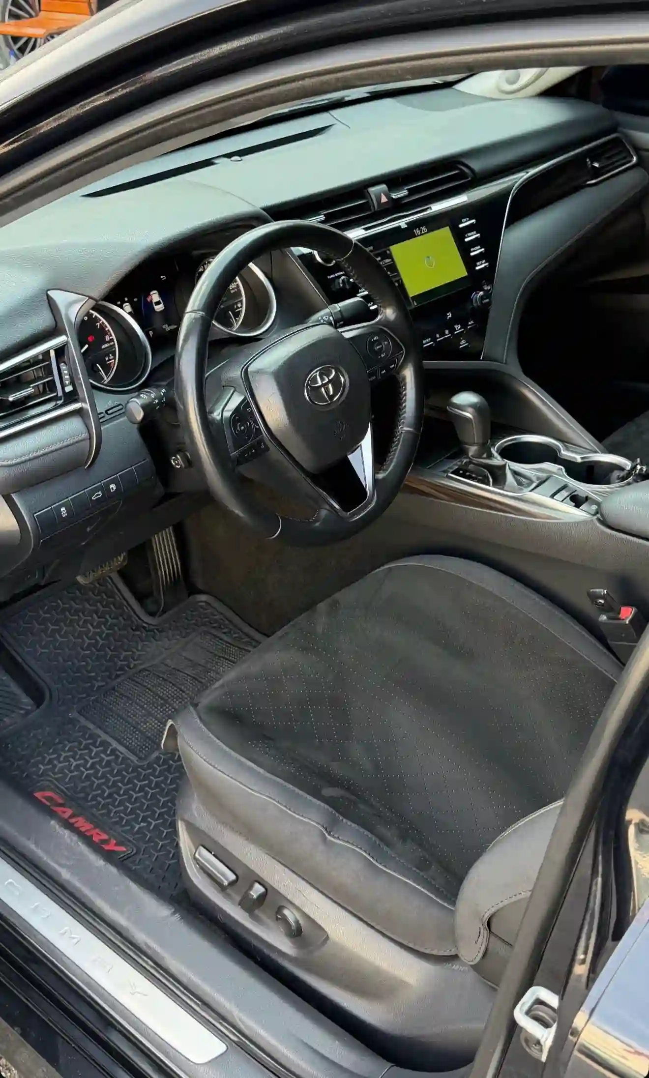 Toyota Camry 2018 — миниатюра 6