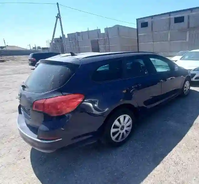 Opel Astra j 2014 — миниатюра 2