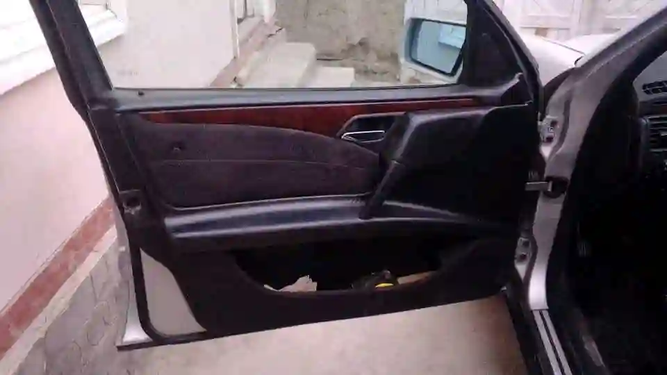 Mercedes-benz E class 1998