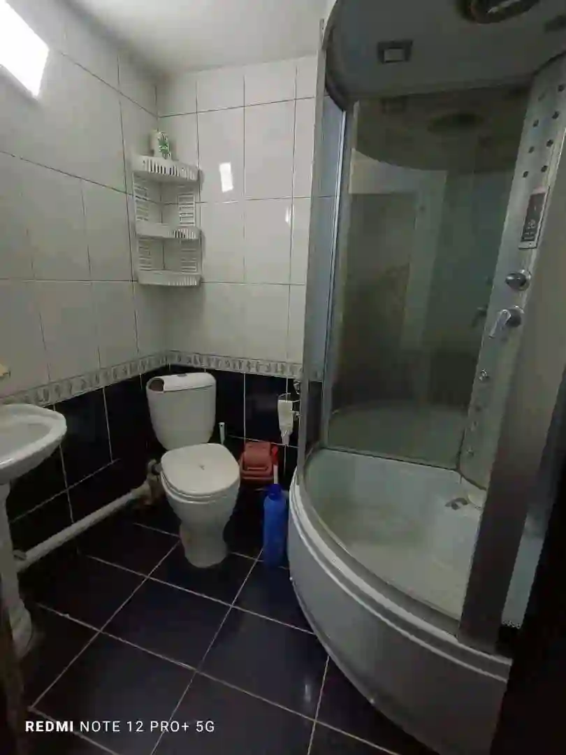 3-к квартира, 1 этаж, 70 м², сино