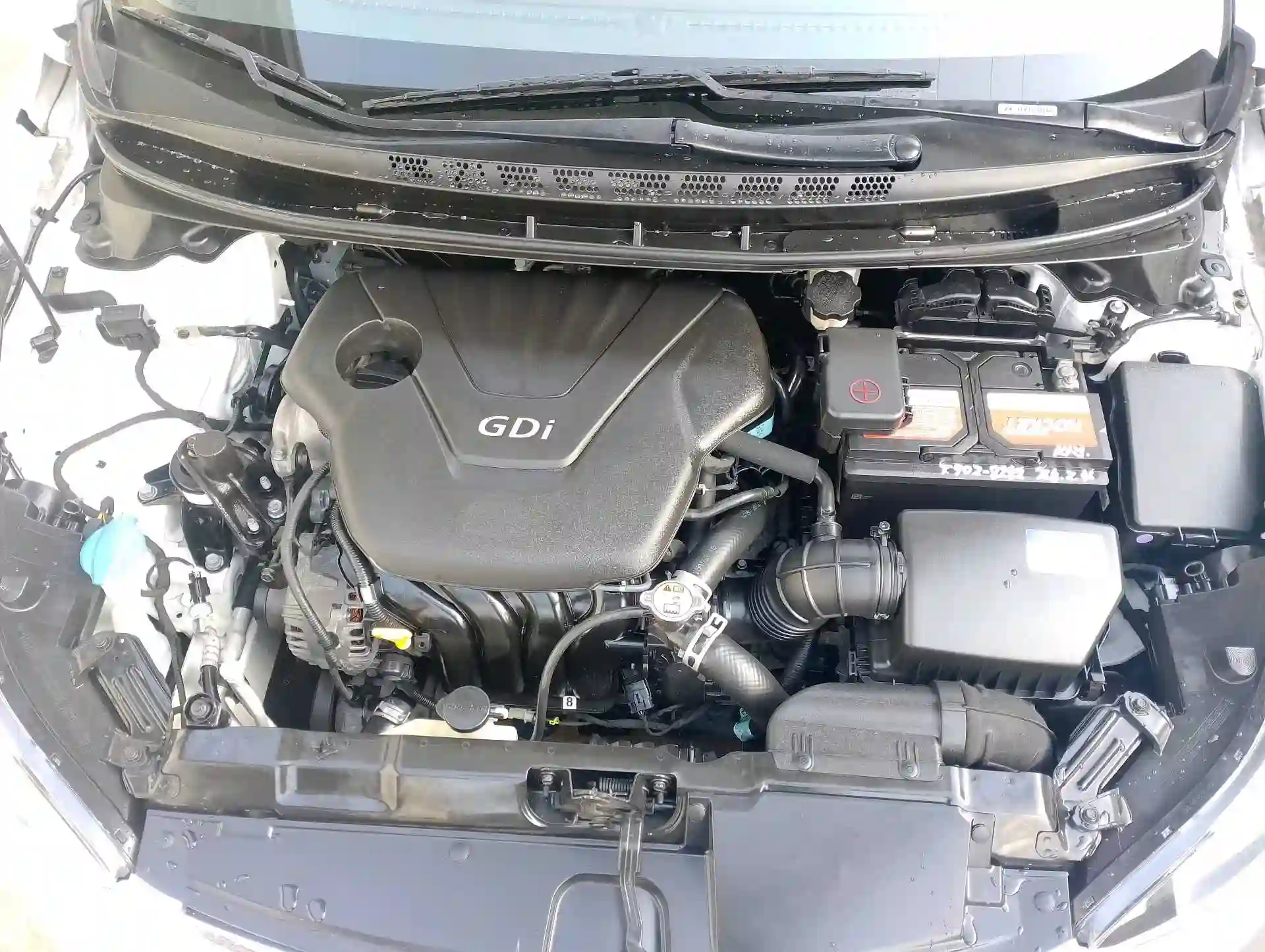 Hyundai Avante 2015