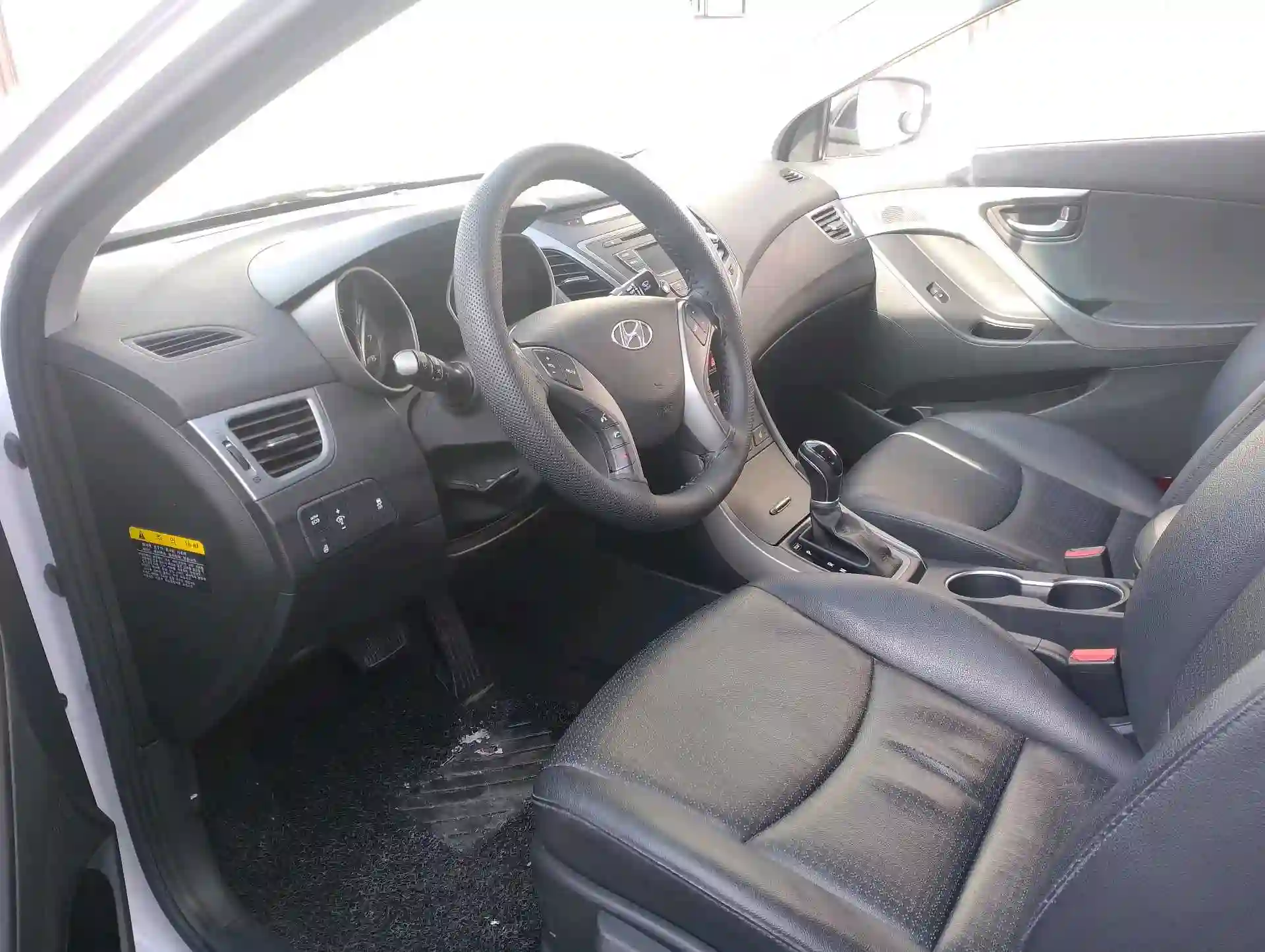 Hyundai Avante 2015