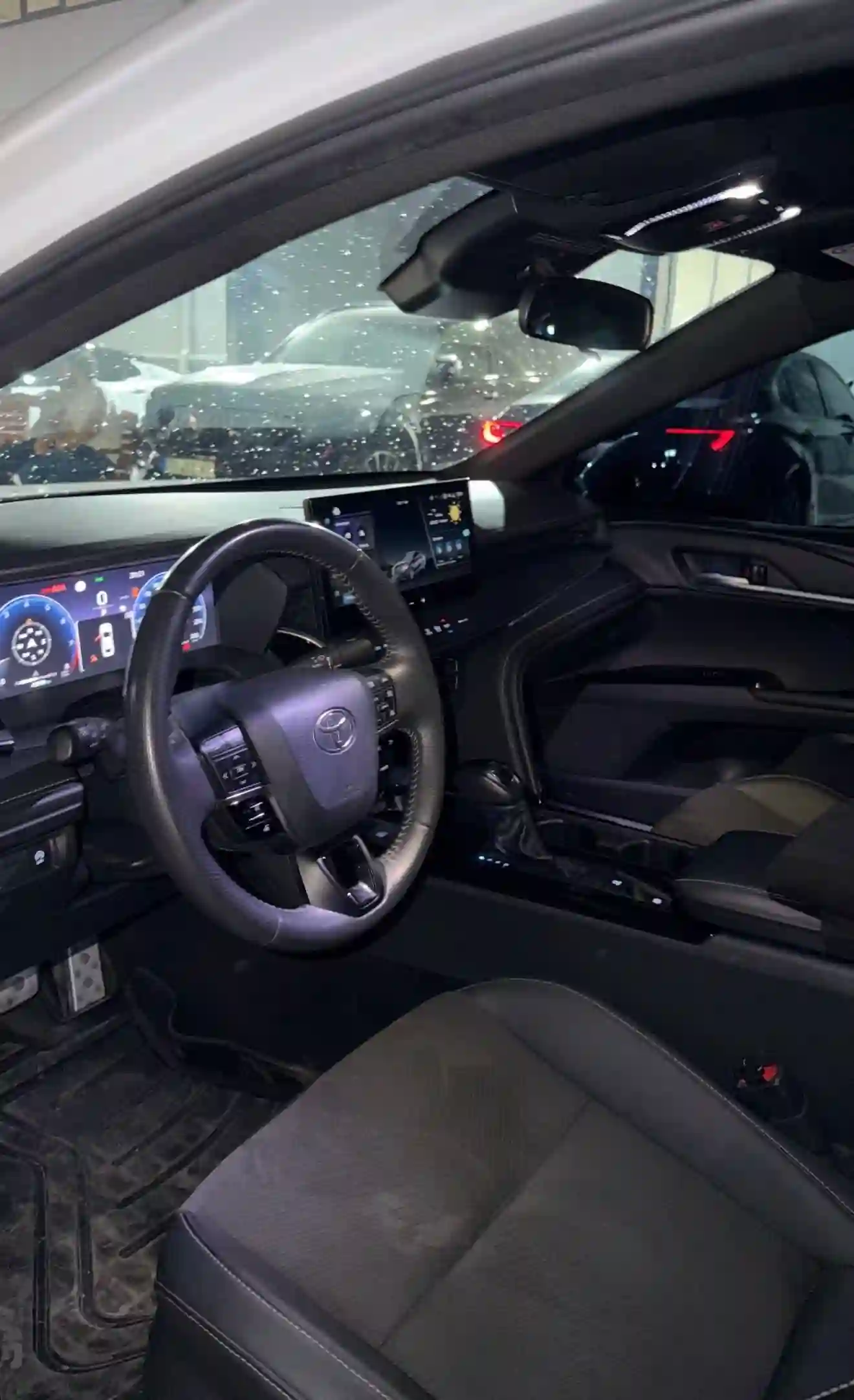 Toyota Camry 2025