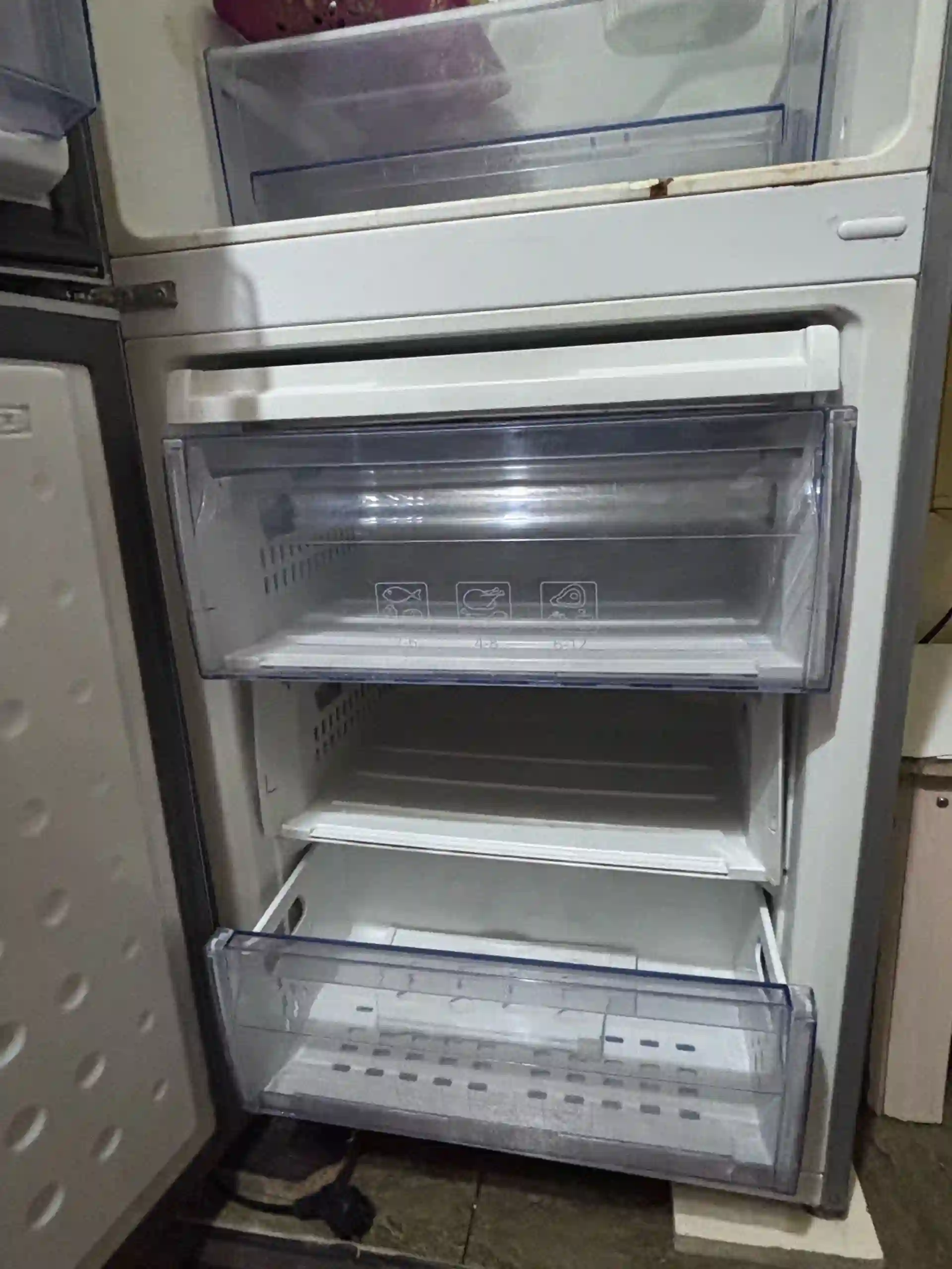 холодильник BEKO