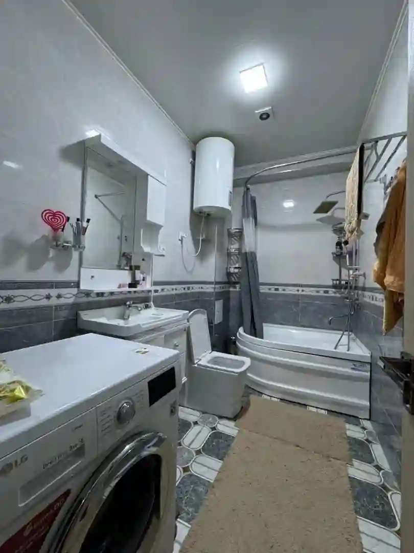 2-к квартира, 5 этаж, 87 м², шоҳмансур