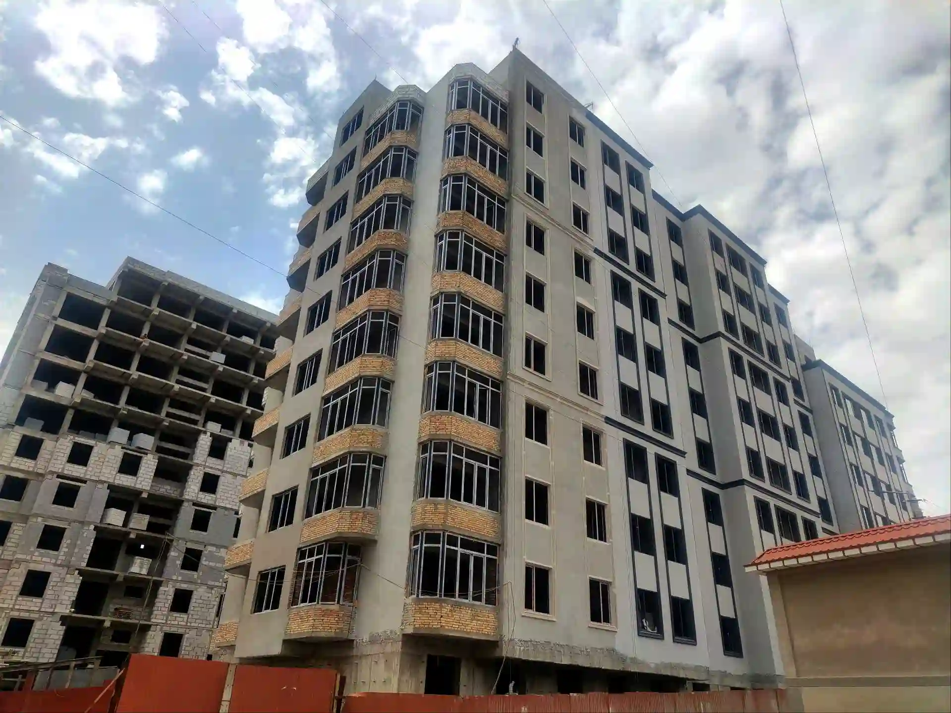 3-к квартира, 9 этаж, 120 м², 28