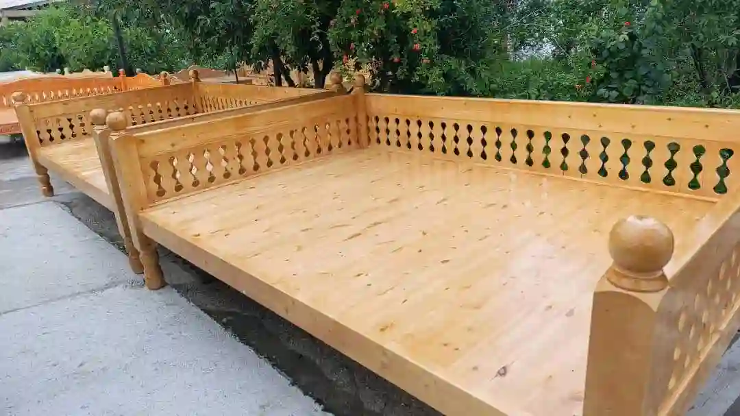 Катҳо фасон размери 2 ба 3 