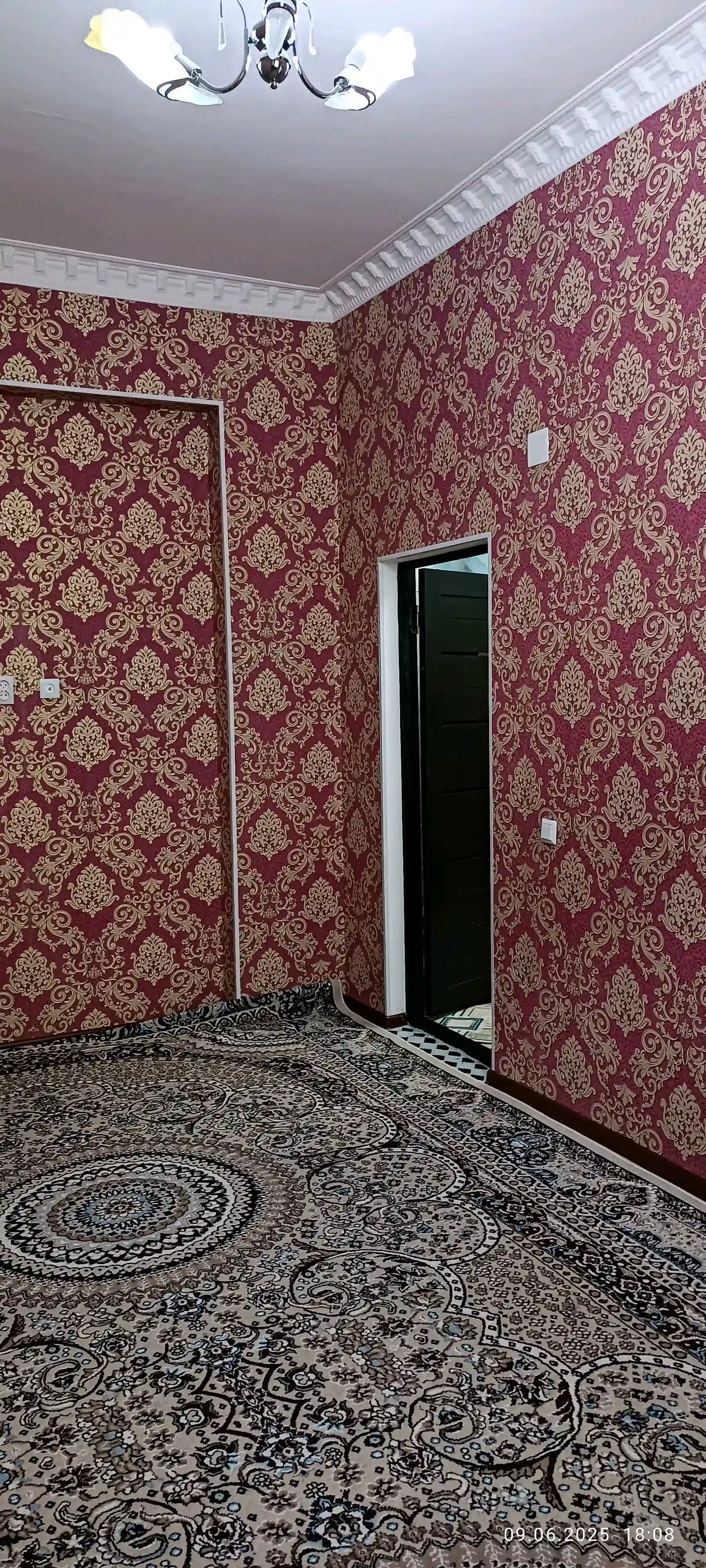 2-к квартира, 1 этаж, 43 м², Турсунзода