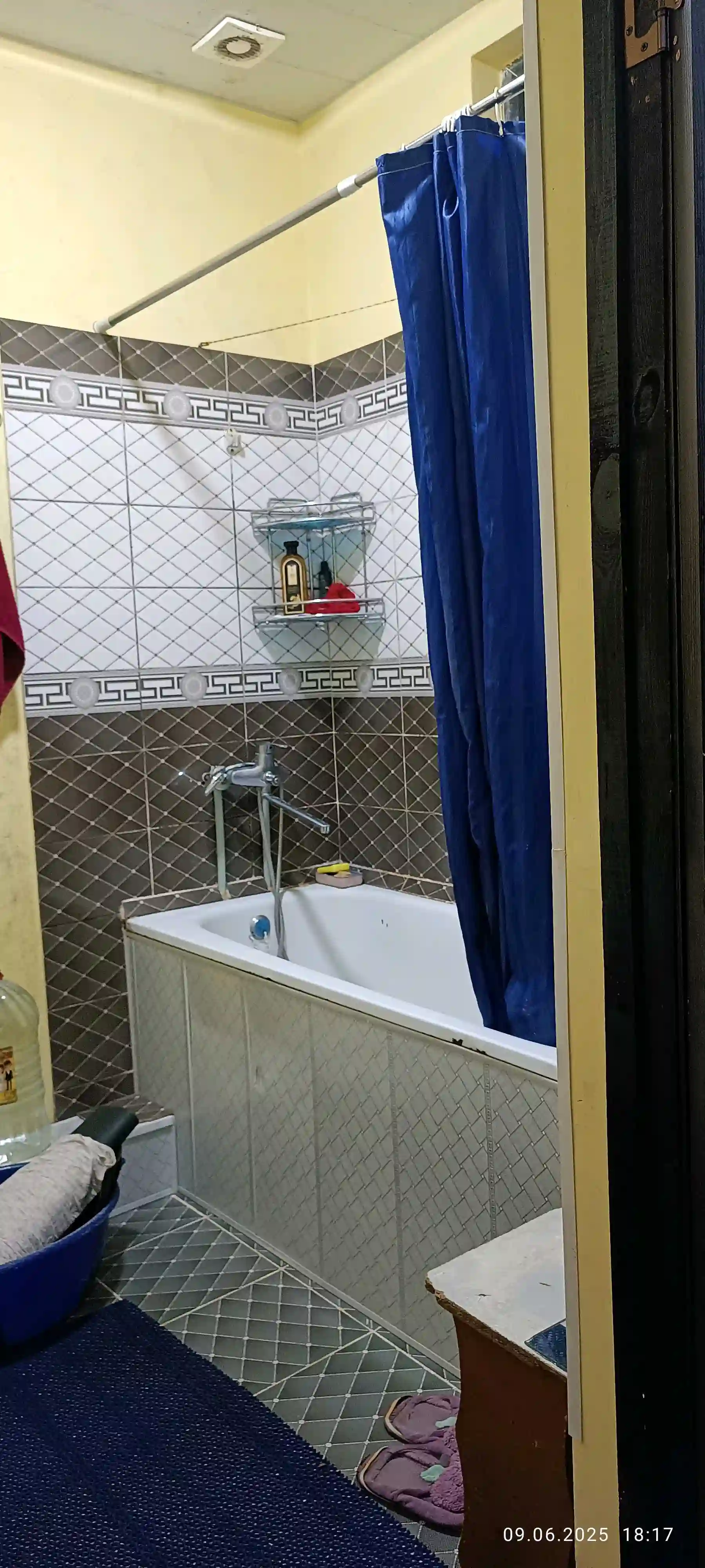 2-к квартира, 1 этаж, 43 м², Турсунзода