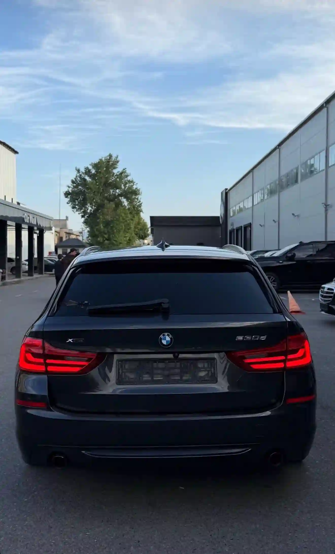 BMW 5 series 2017 — миниатюра 3