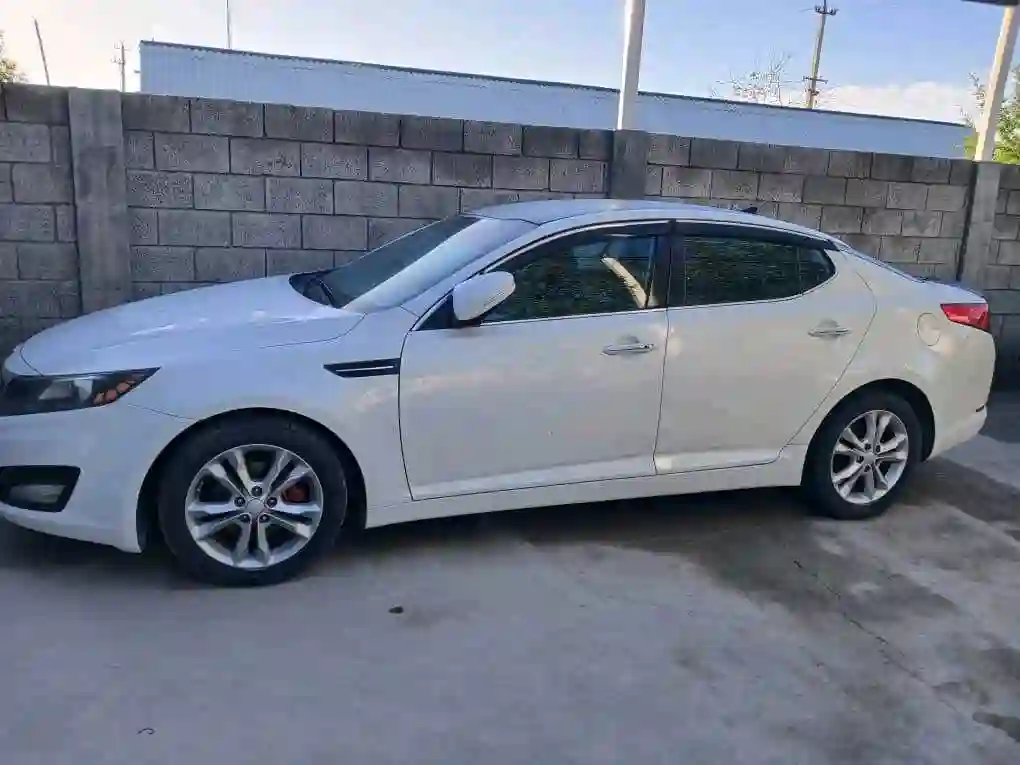 Kia K5 2012