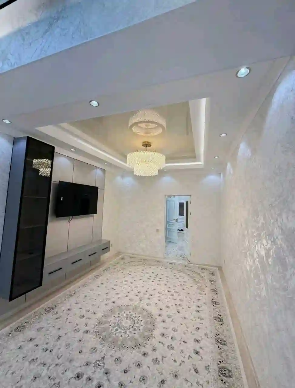 2-к квартира, 5 этаж, 76 м², Шохмансур