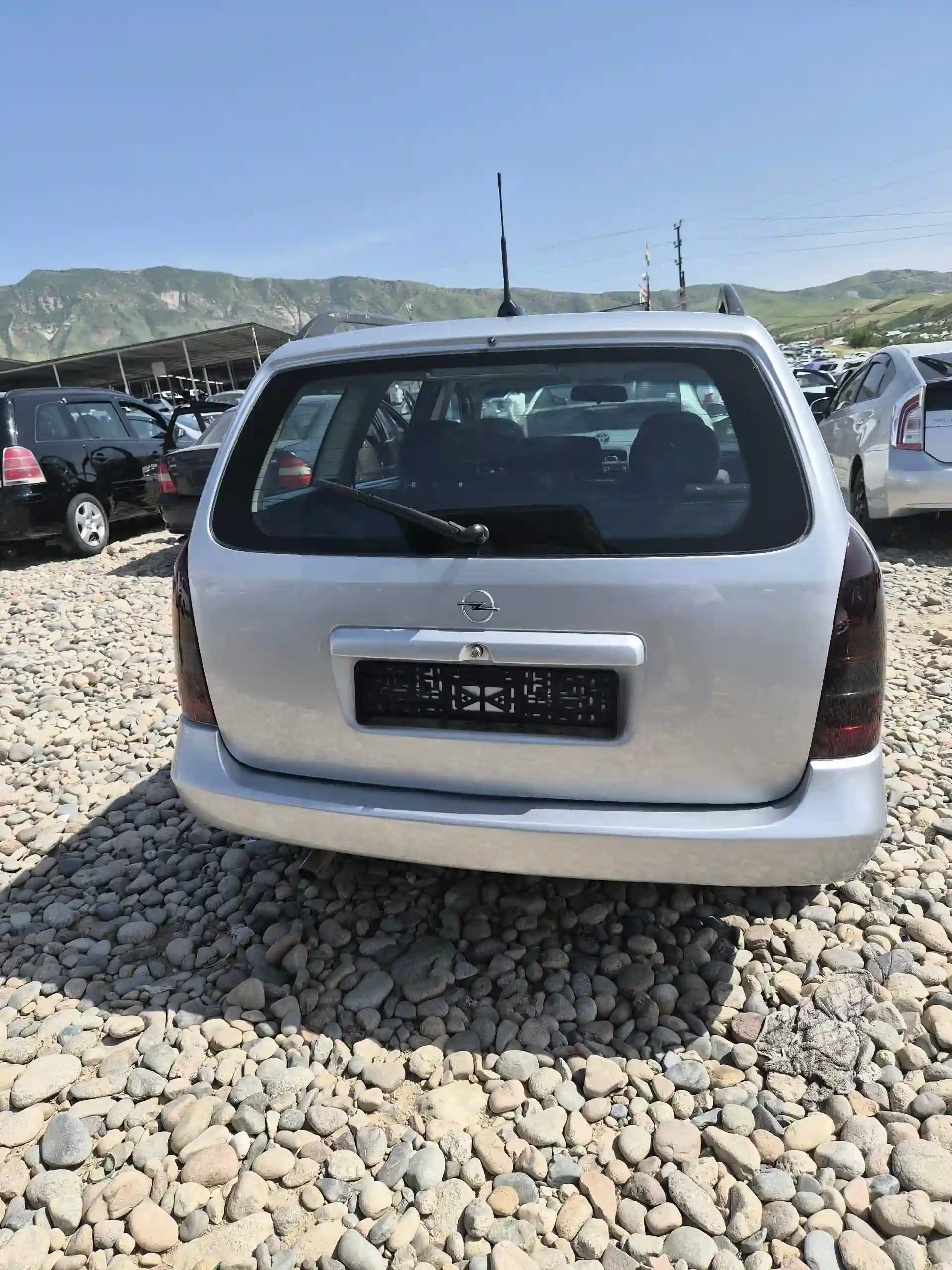 Opel Astra j 2007 — миниатюра 2