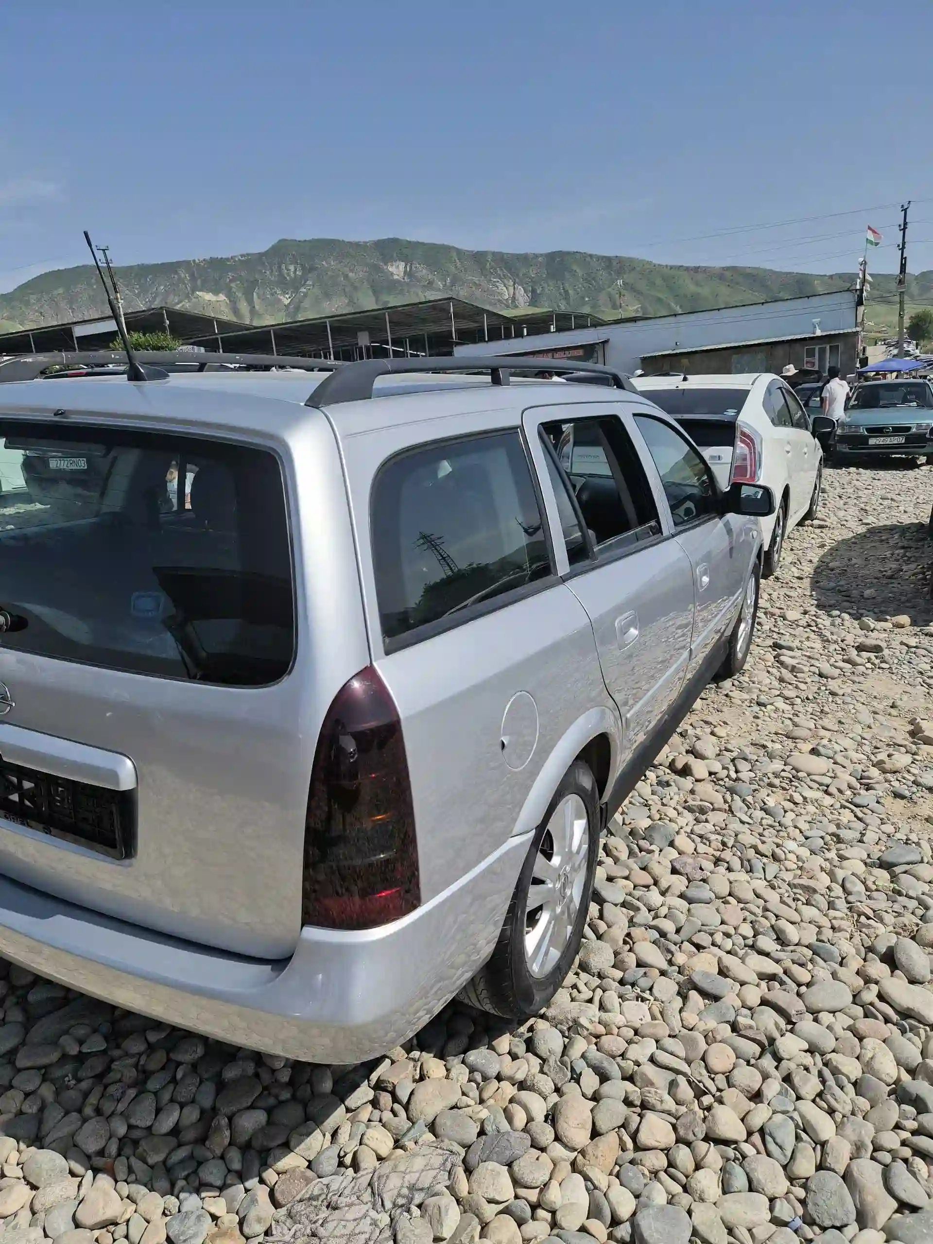 Opel Astra j 2007 — миниатюра 3