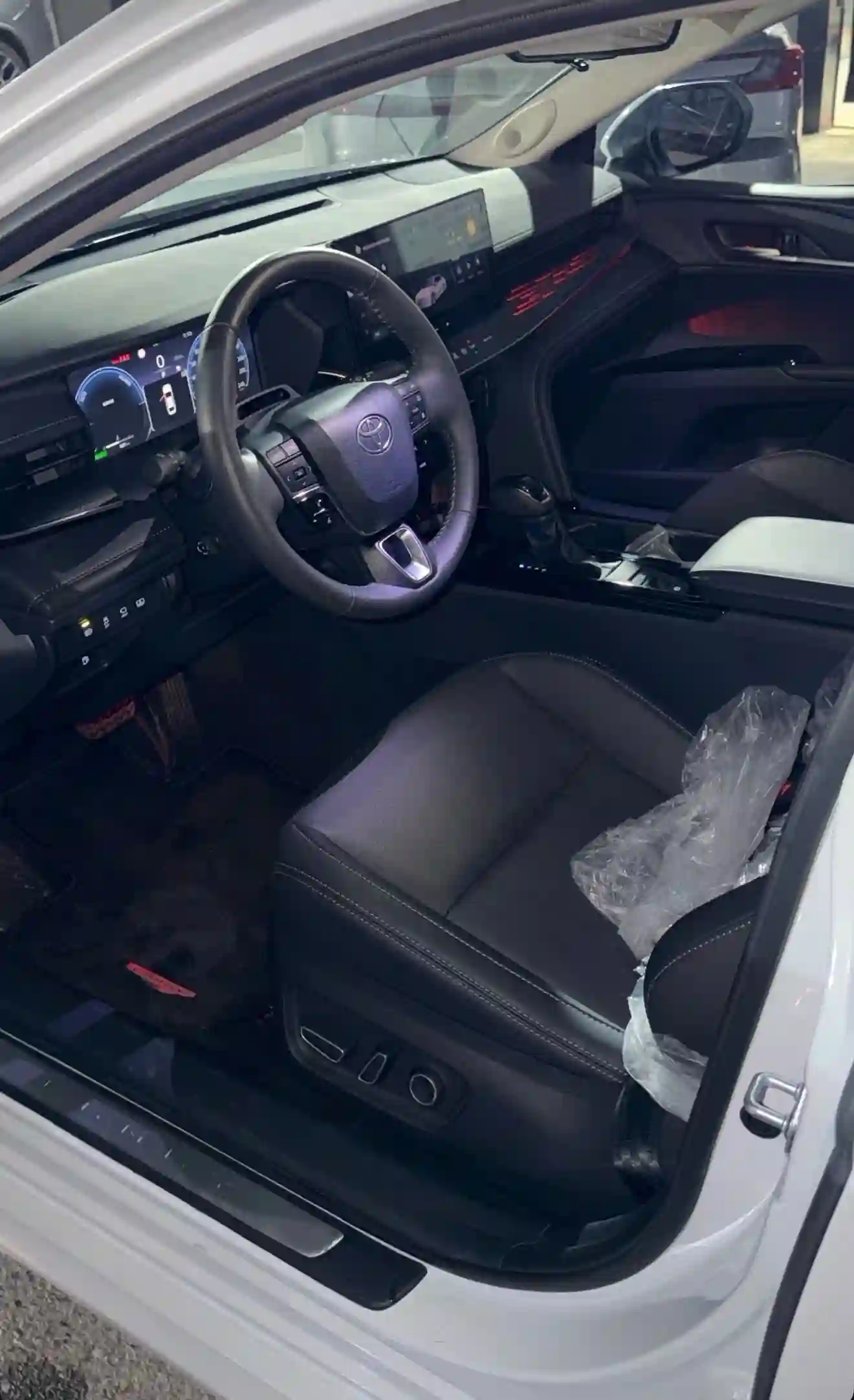 Toyota Camry 2026 — миниатюра 5