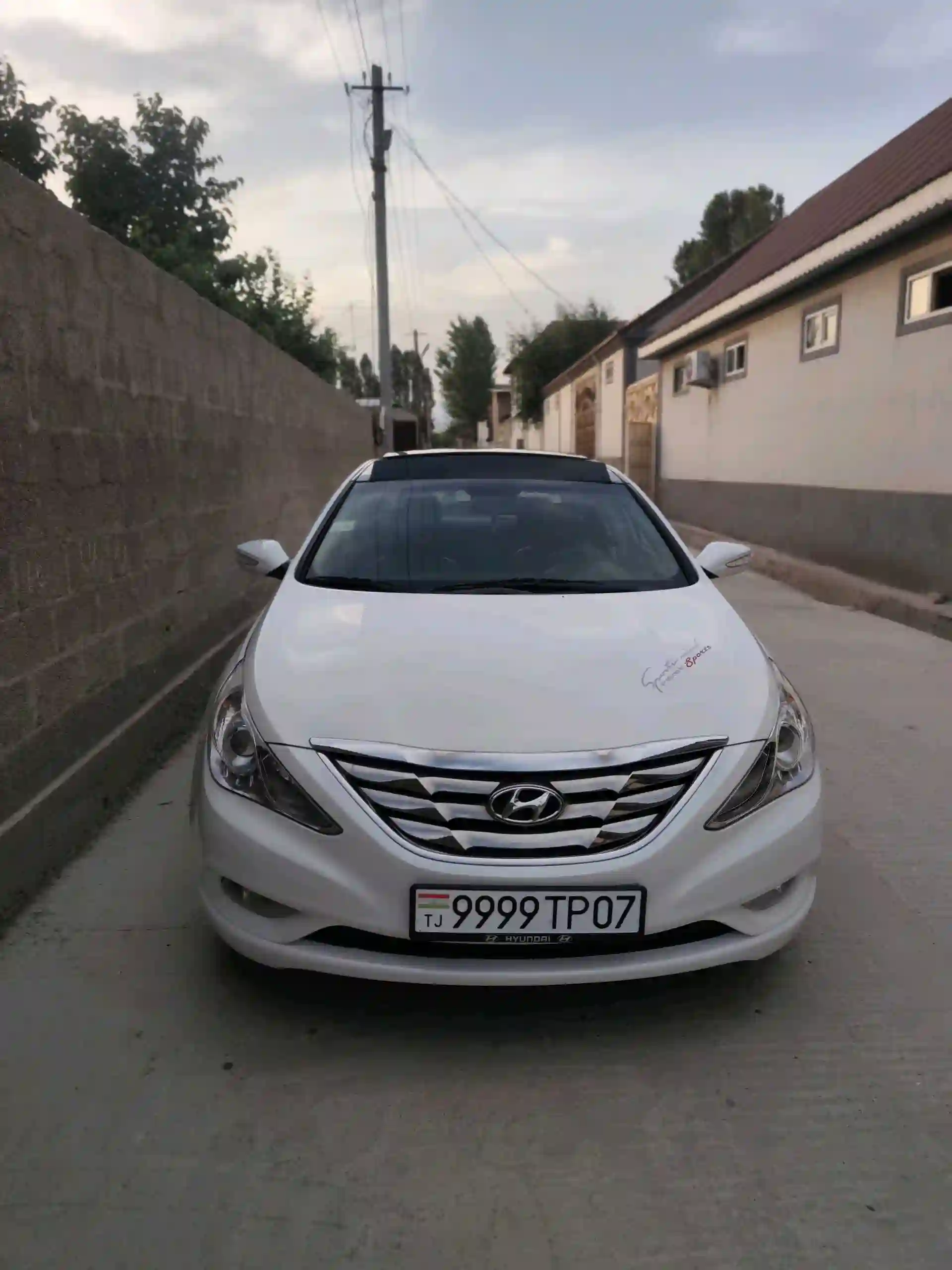 Hyundai Sonata 2011