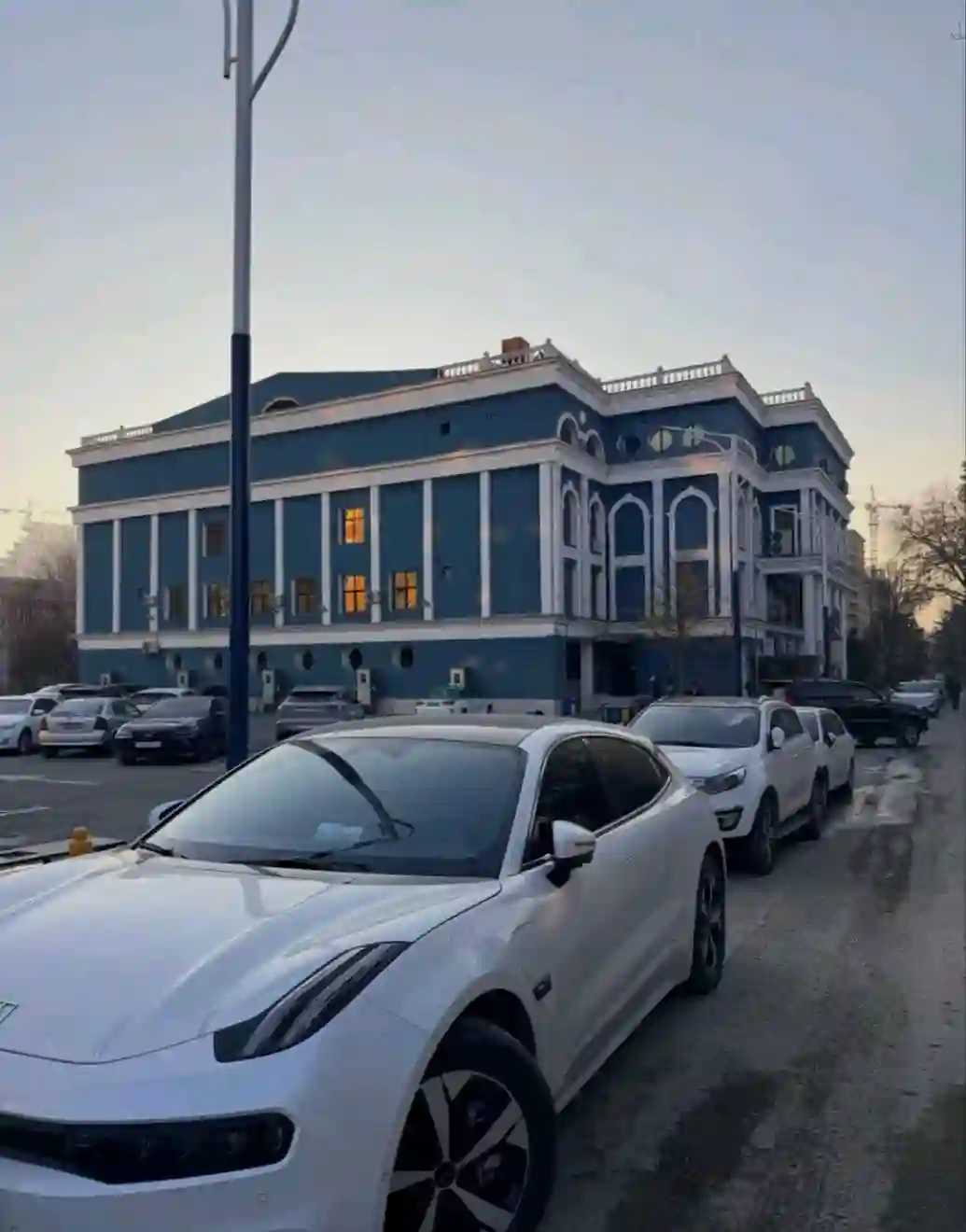 2-к квартира, 16 этаж, 91 м², И.Сомонӣ