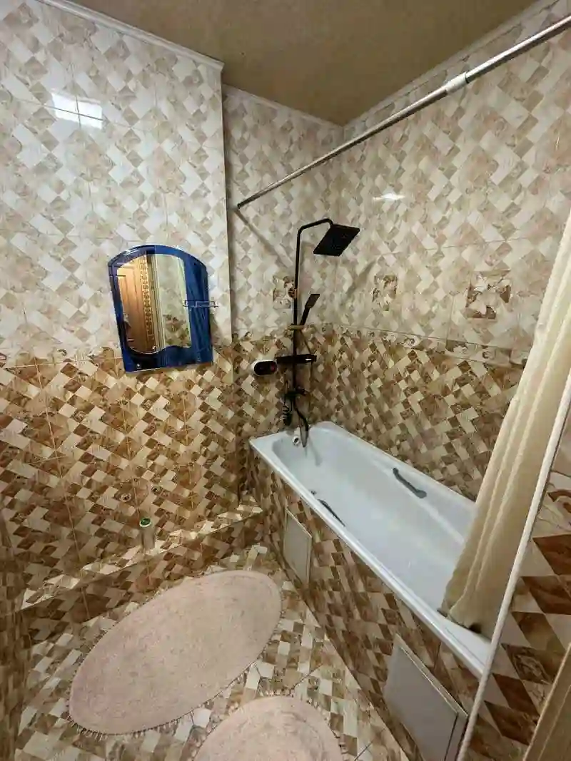 2-к квартира, 8 этаж, 71 м², Цирк