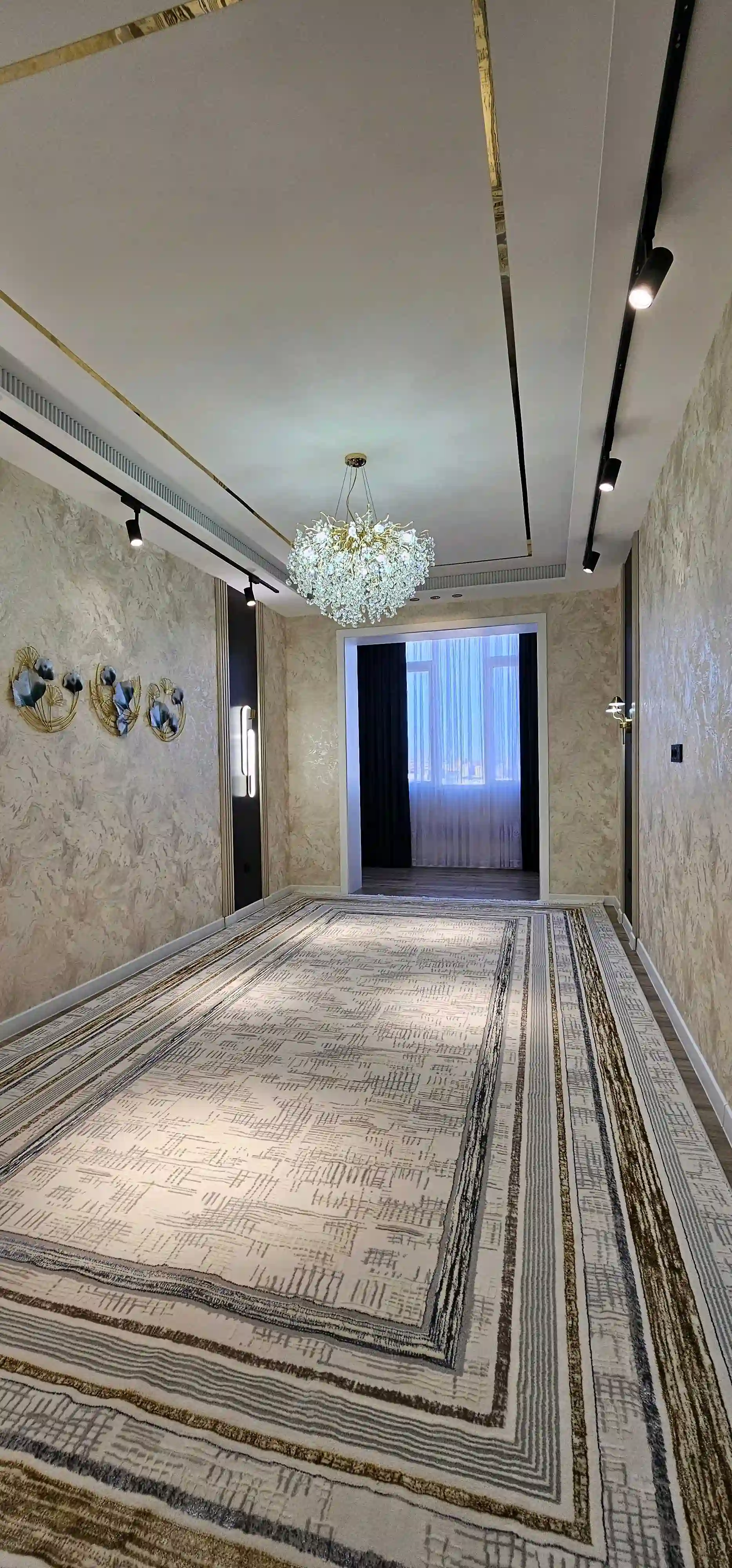 3-к квартира, 8 этаж, 96 м², 13мкр сари рох