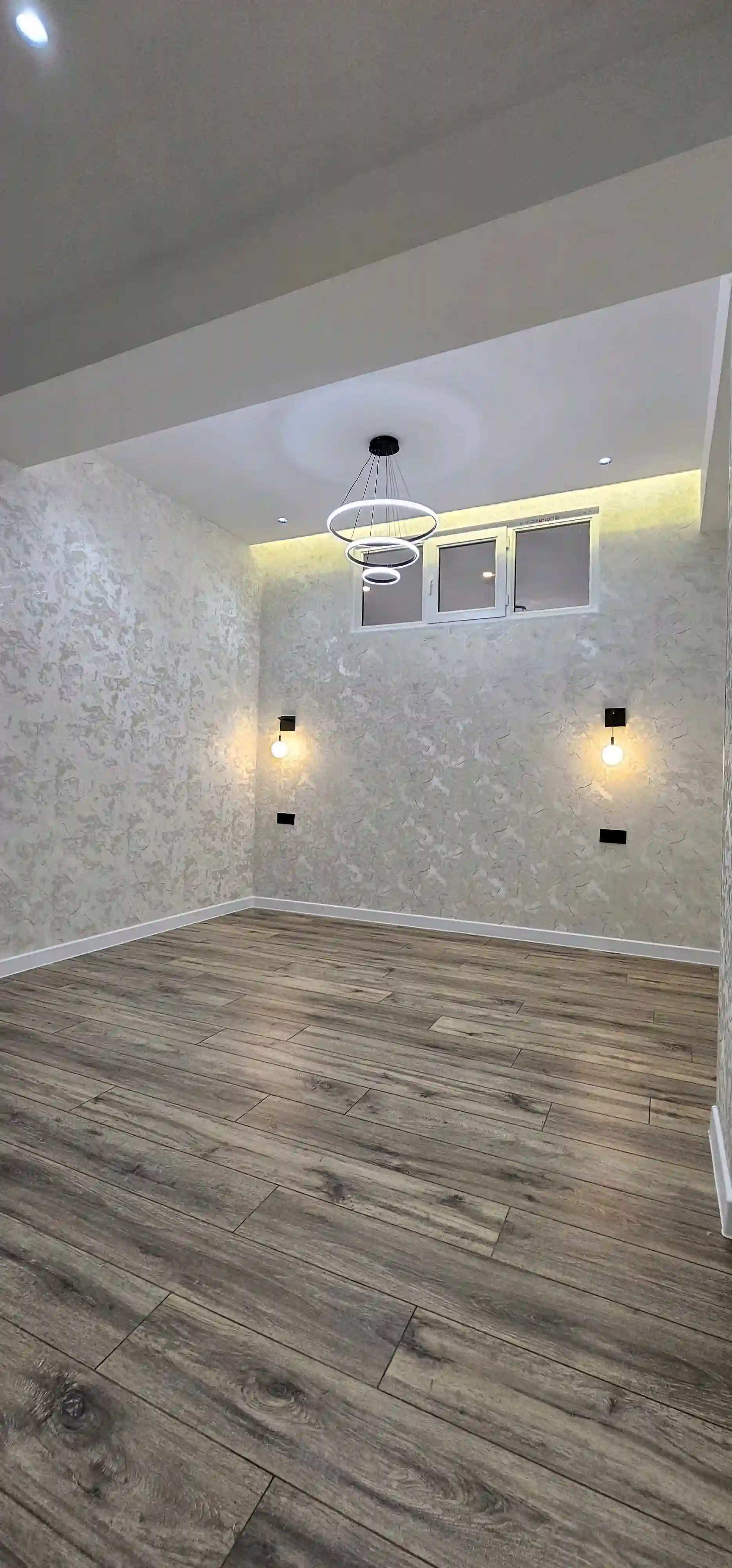 3-к квартира, 8 этаж, 96 м², 13мкр сари рох