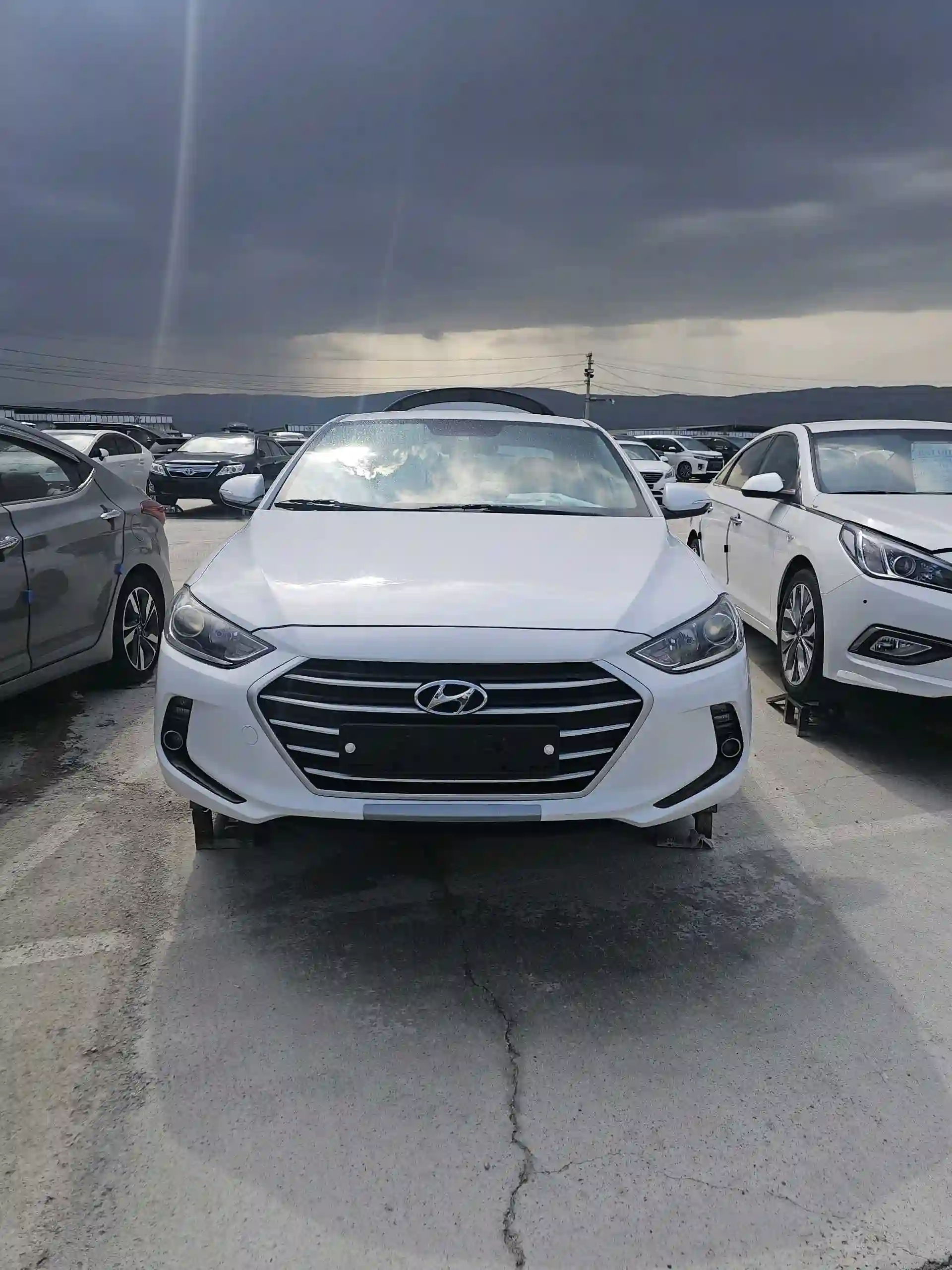 Hyundai Avante 2014