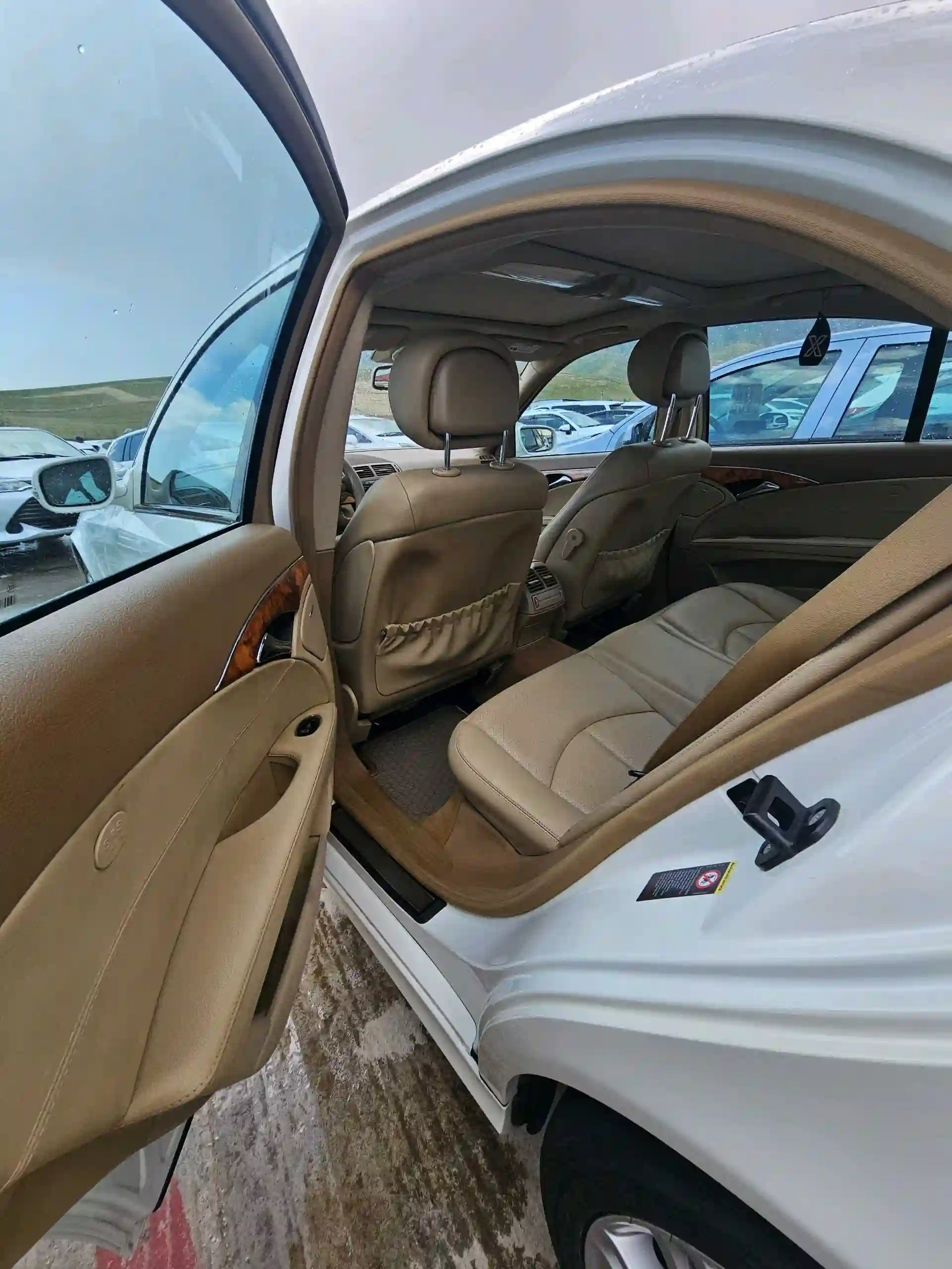 Mercedes-benz E class 2008 — миниатюра 6