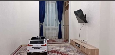 2-комн. квартира, 6 этаж, 60м², сино