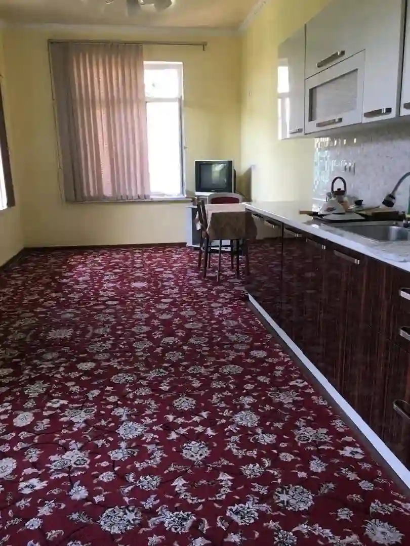 1 этажный, 6-комн. дом, 200 м², 4 соток, Сино