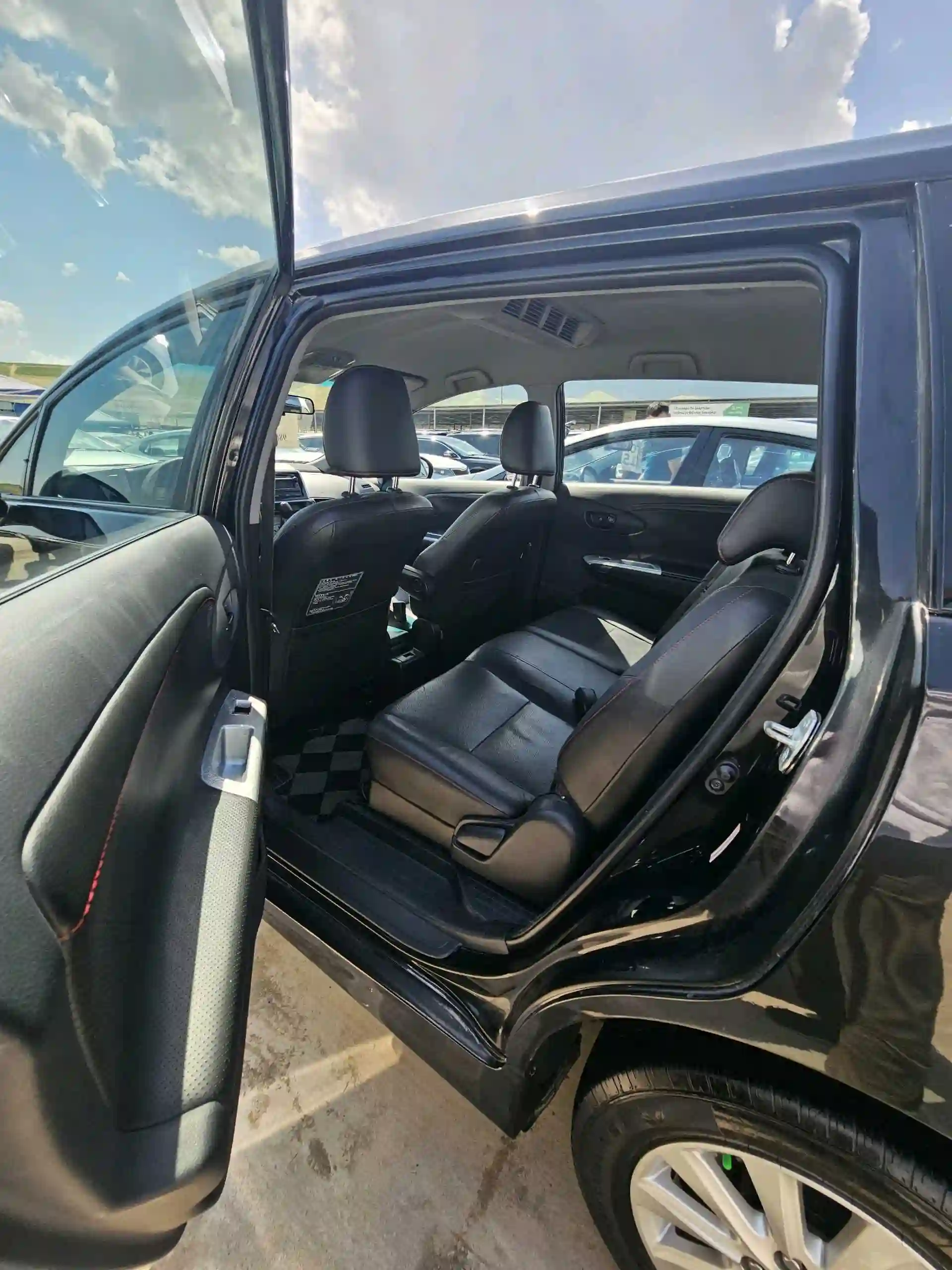 Toyota Wish 2014 — миниатюра 4