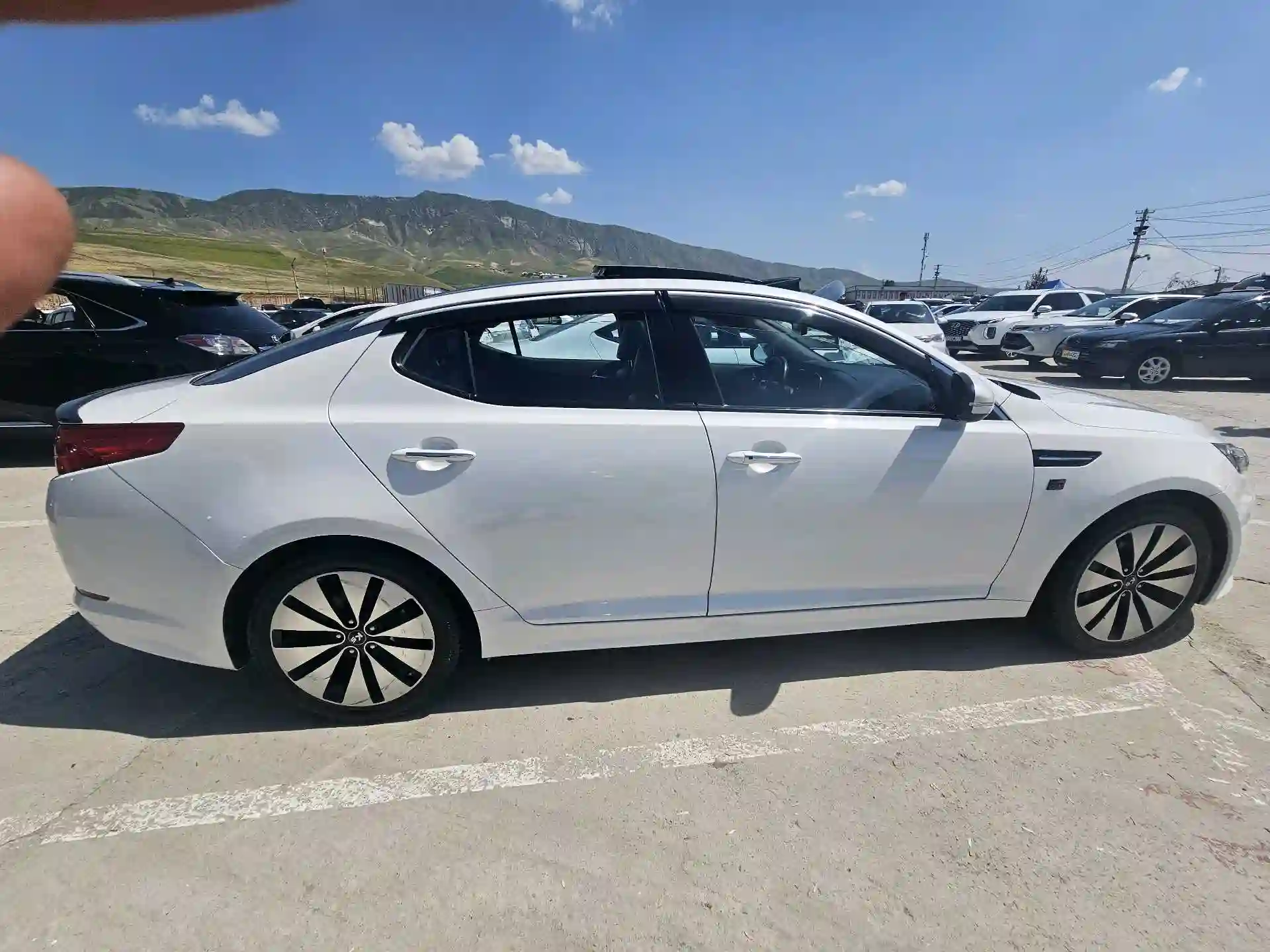 Kia K5 2011