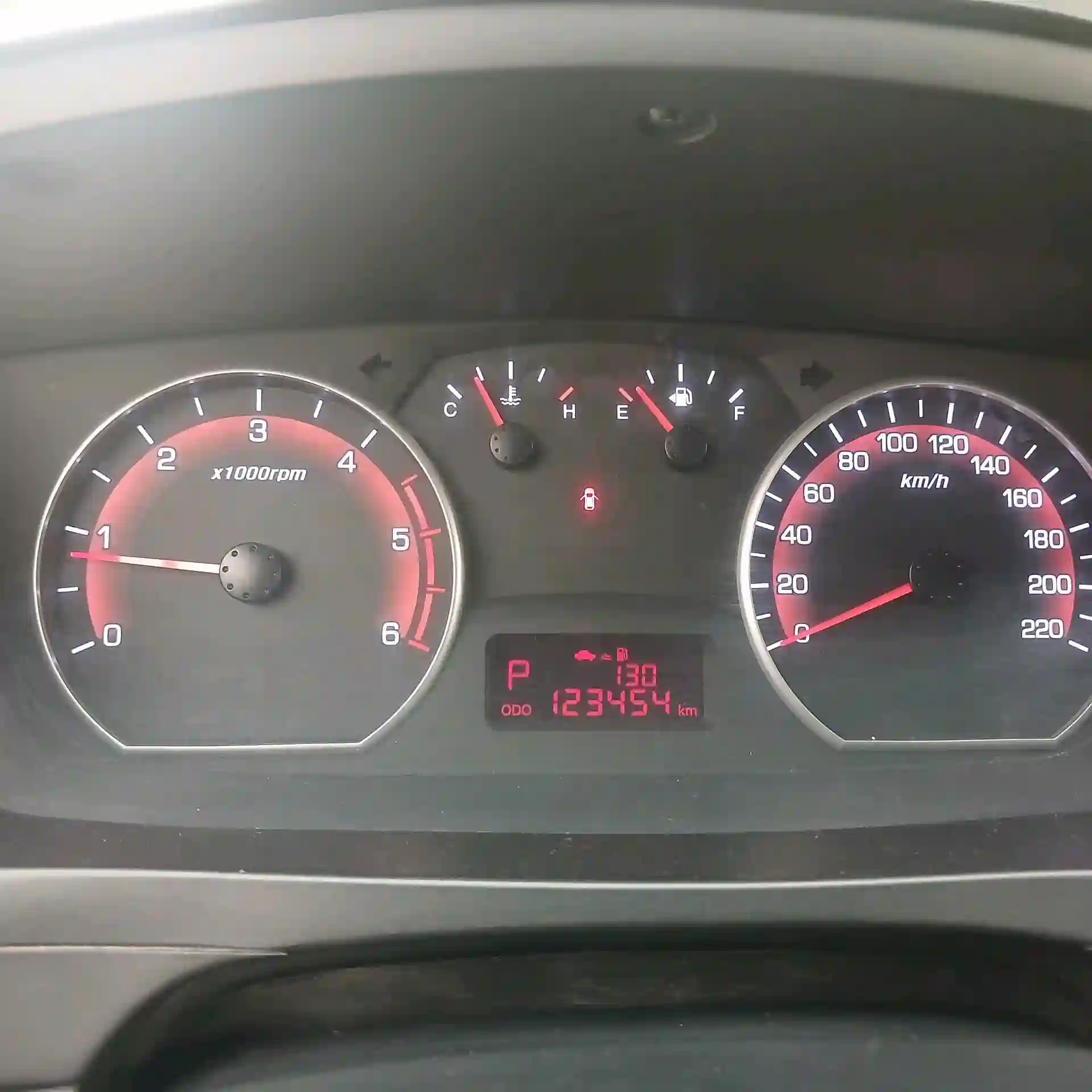 Ssang yong Korando family 2014 — миниатюра 3