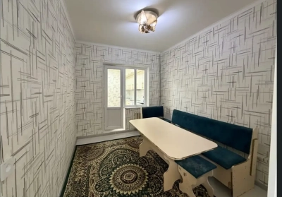 4-комн. квартира, 2 этаж, 100м², Сино