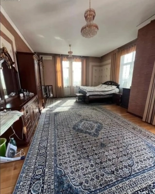 2-этажный, 10 комнатный дом, 550 м², Сомони