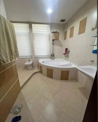 2-этажный, 10 комнатный дом, 550 м², Сомони