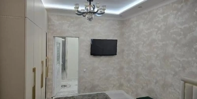 2-комн. квартира, 5 этаж, 70м², Фирдавси