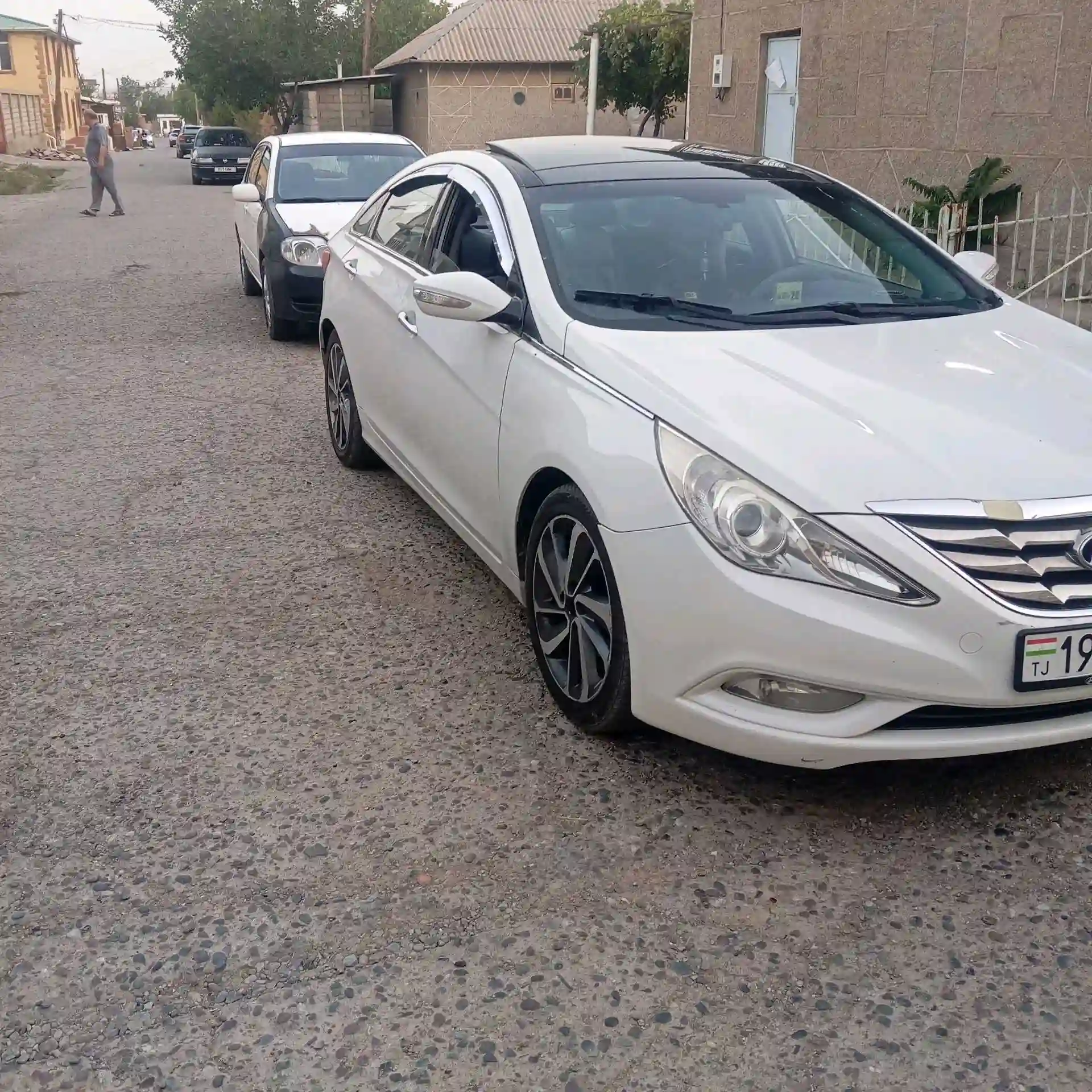 Hyundai Sonata 2010 — миниатюра 3