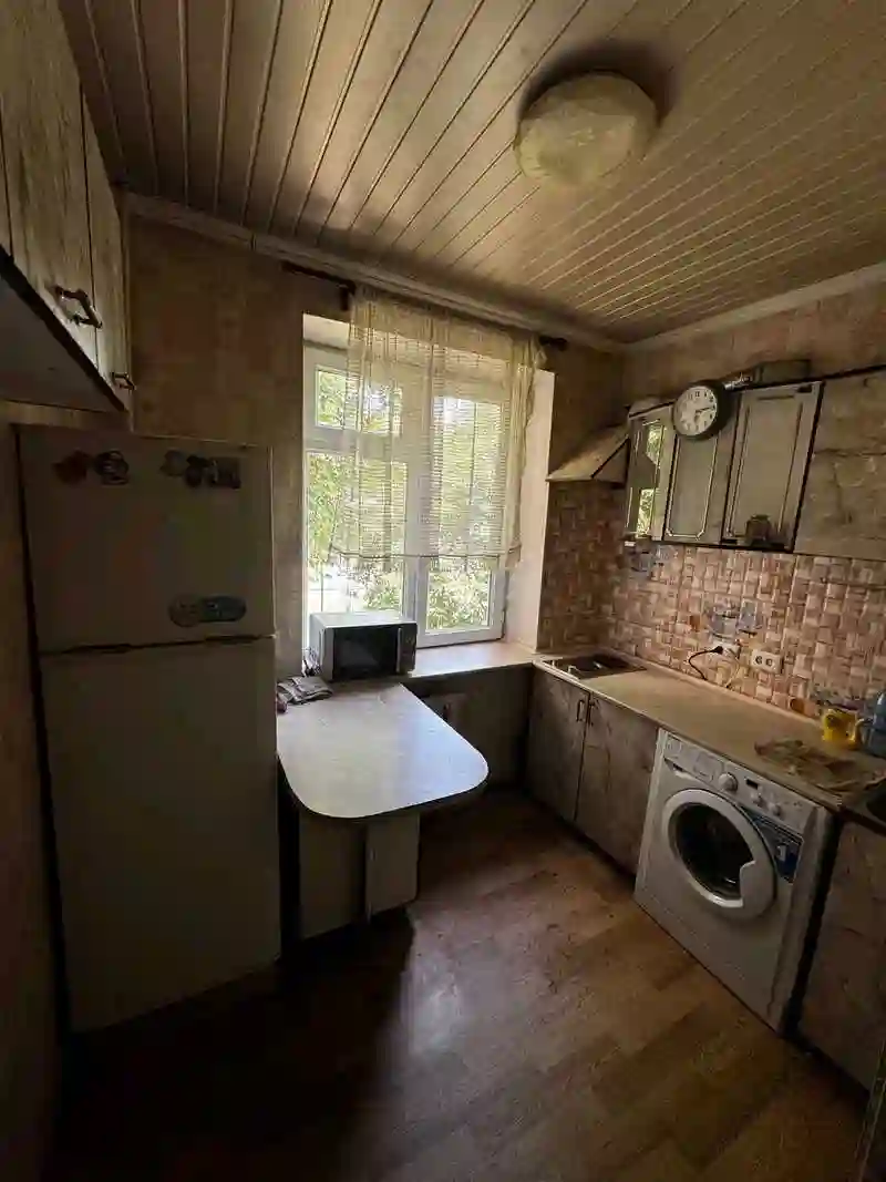 3-к квартира, 3 этаж, 60 м², Танка