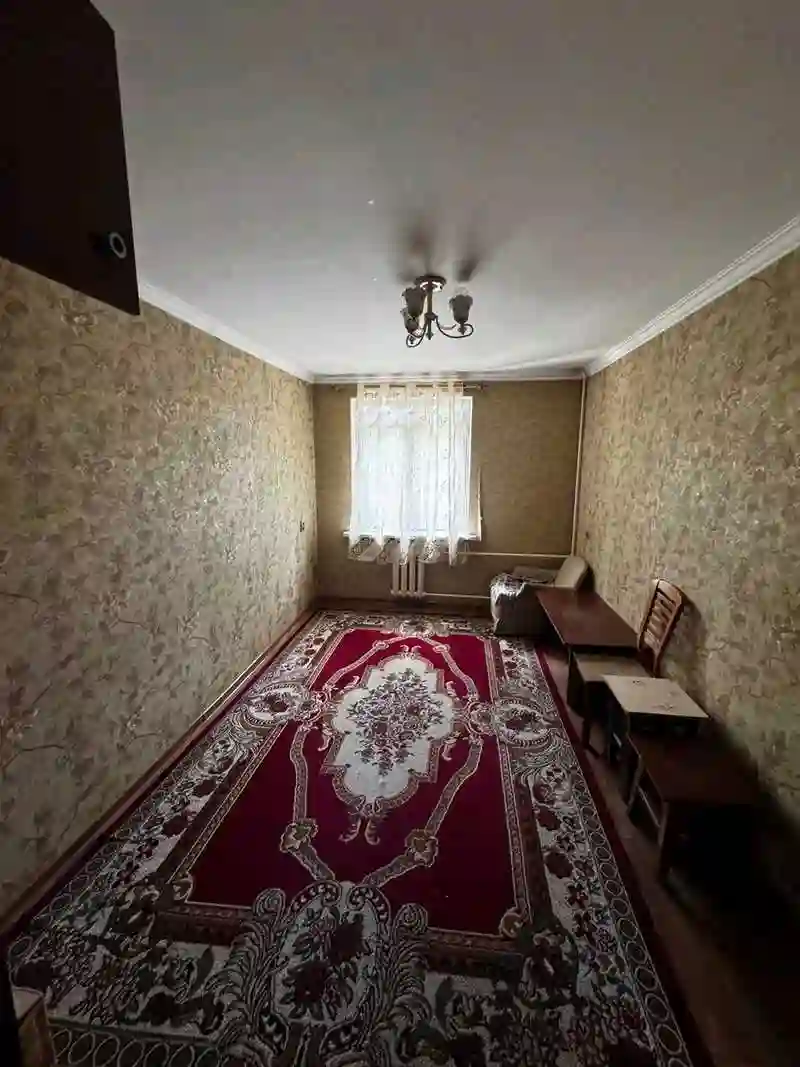 3-к квартира, 3 этаж, 60 м², Танка