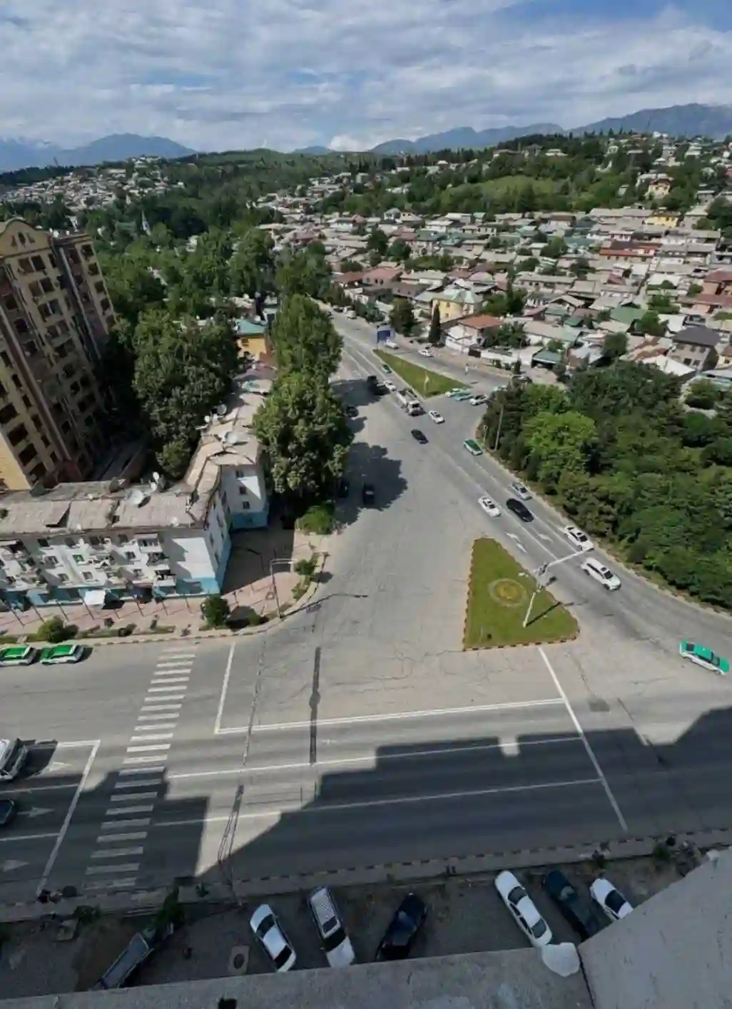 2-к квартира, 13 этаж, 72 м², Шохмансур