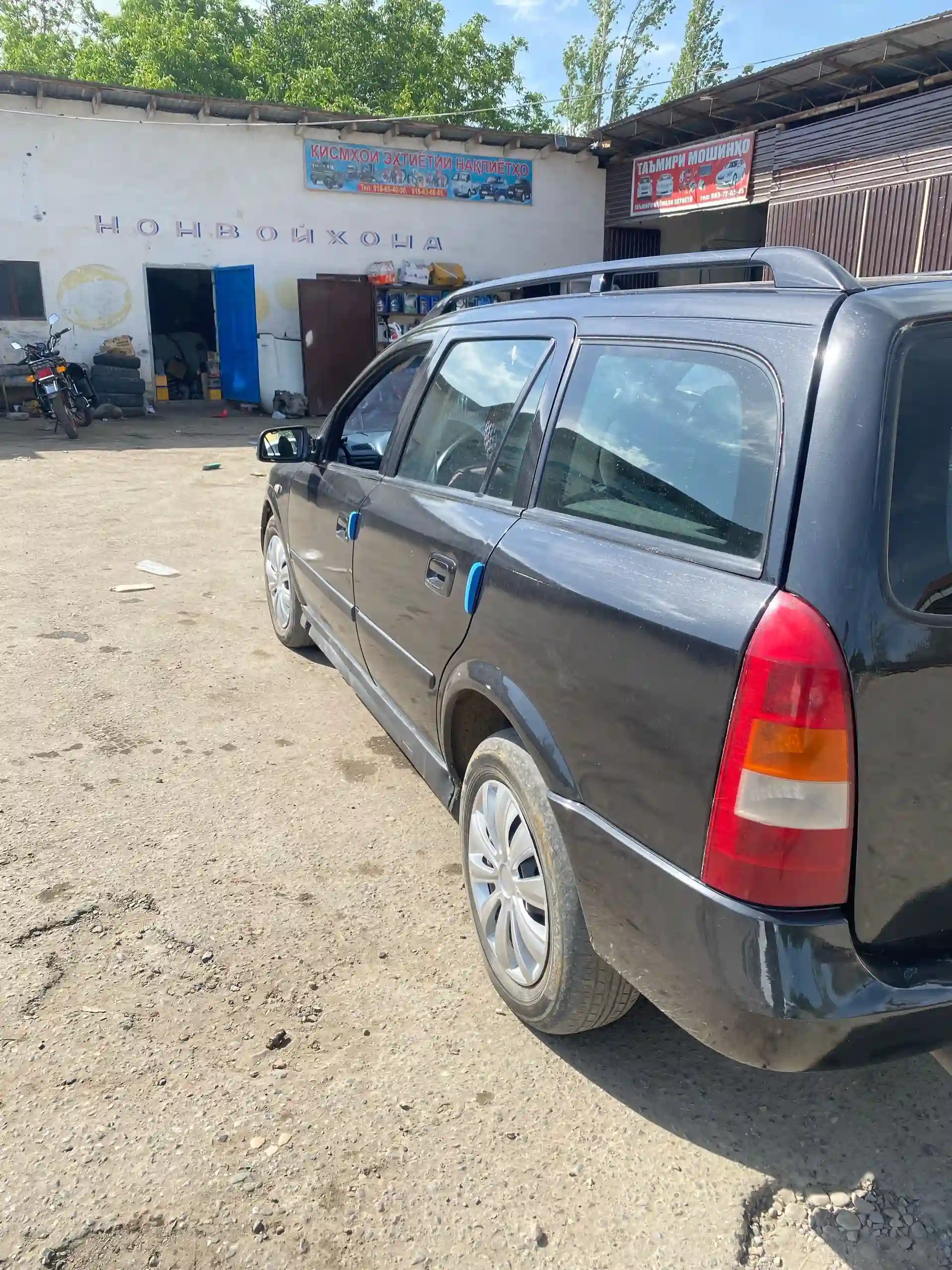 Opel Astra j 2000