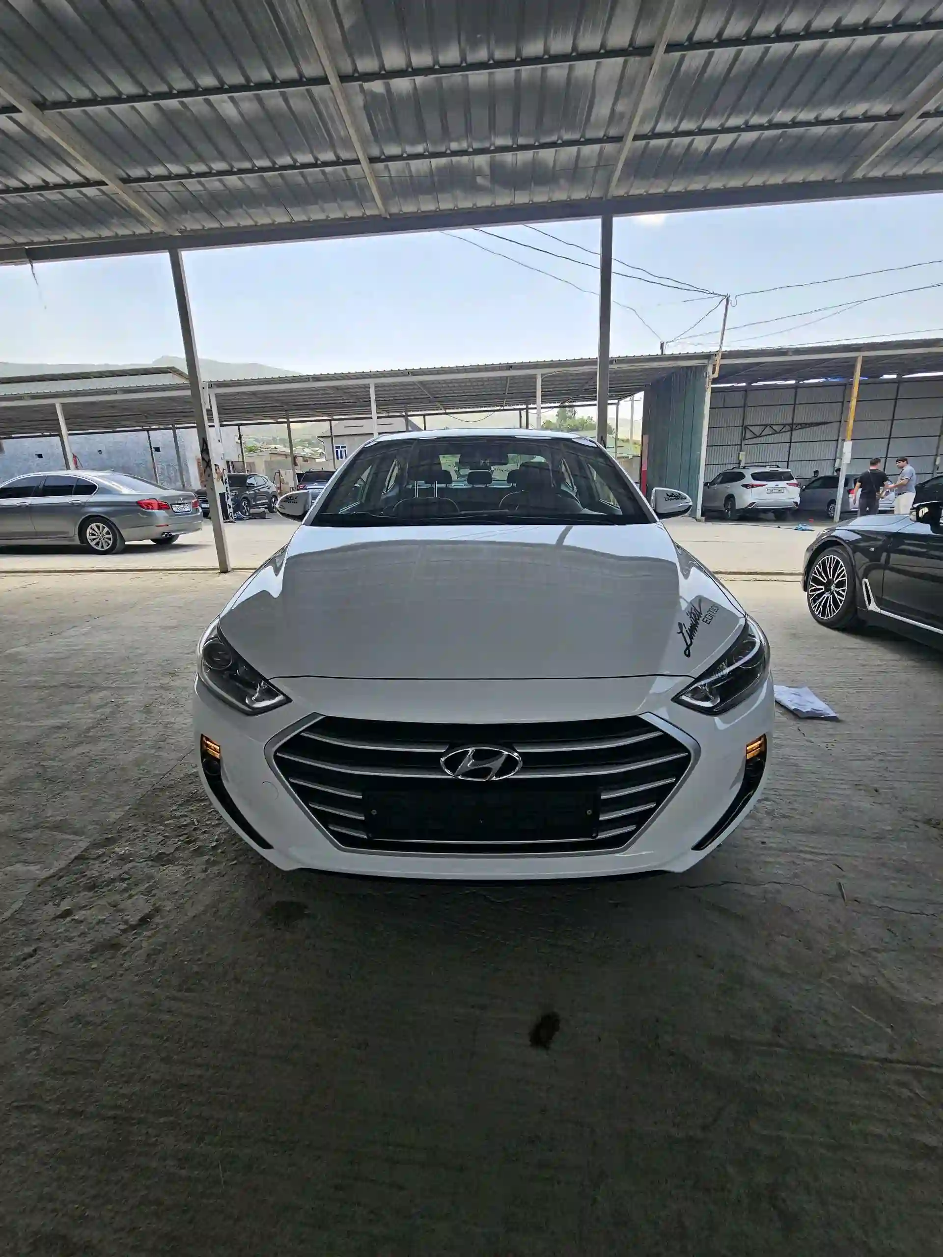 Hyundai Avante 2015