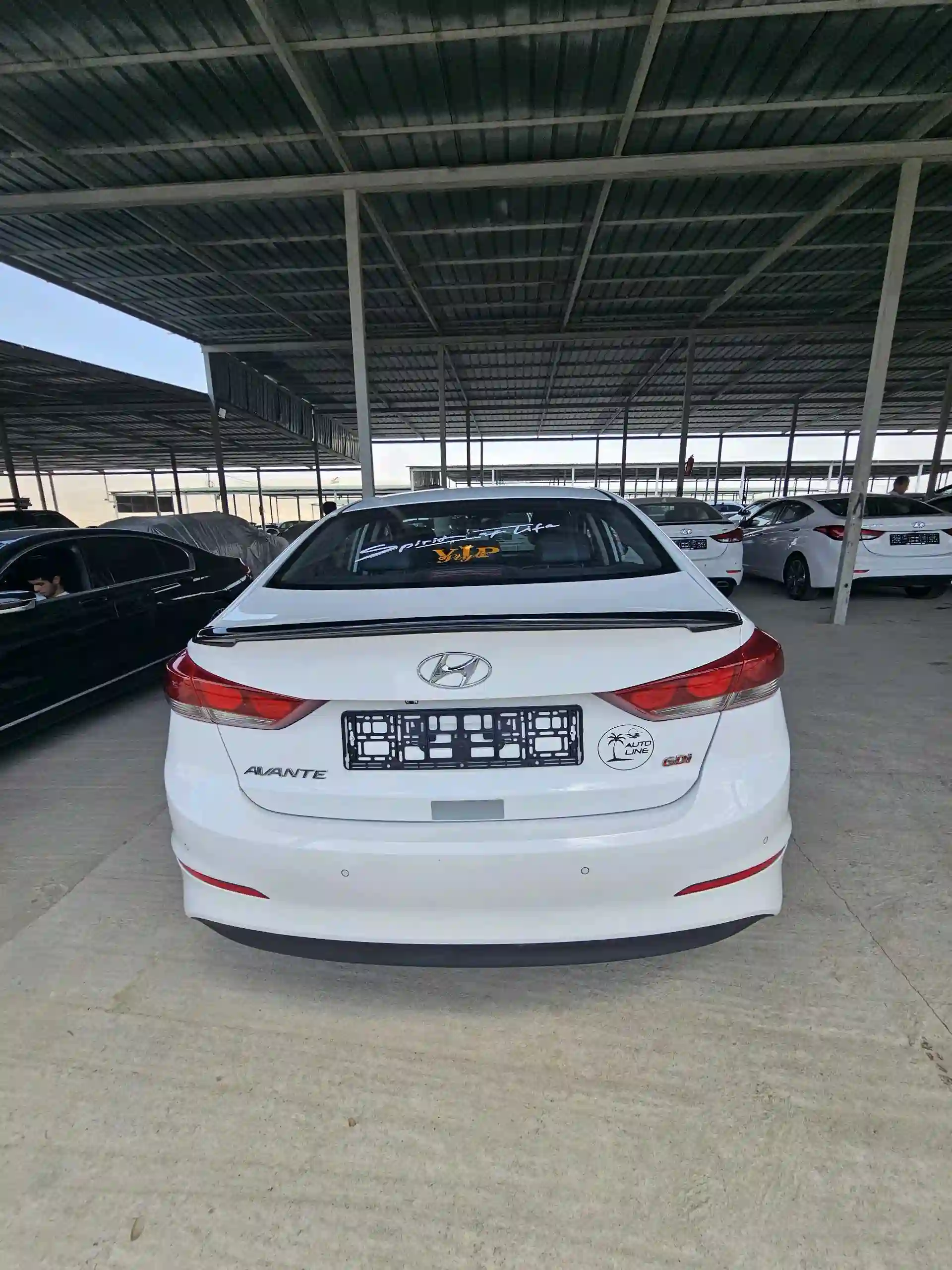 Hyundai Avante 2015