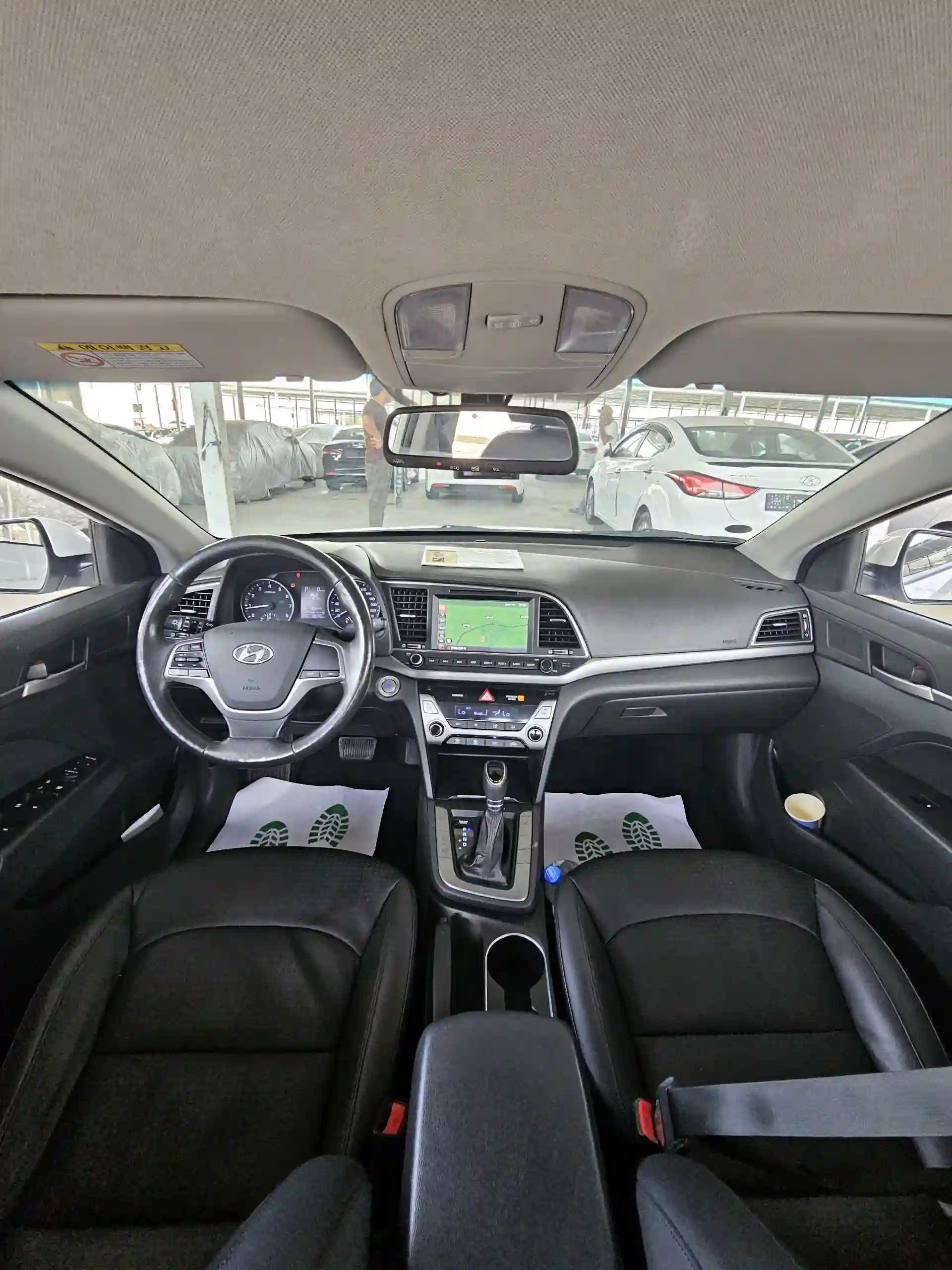 Hyundai Avante 2015