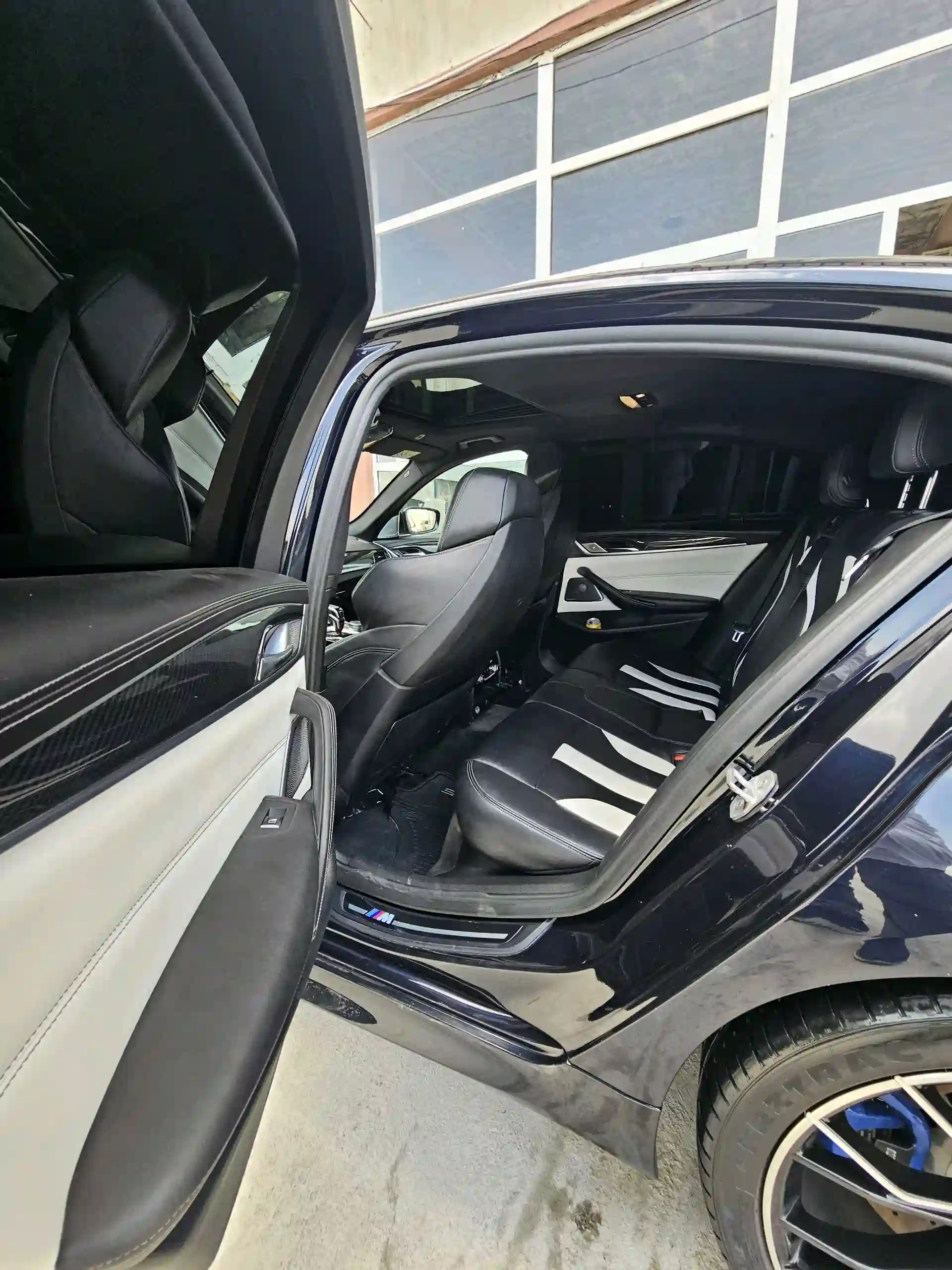 BMW 5 series 2018 — миниатюра 8