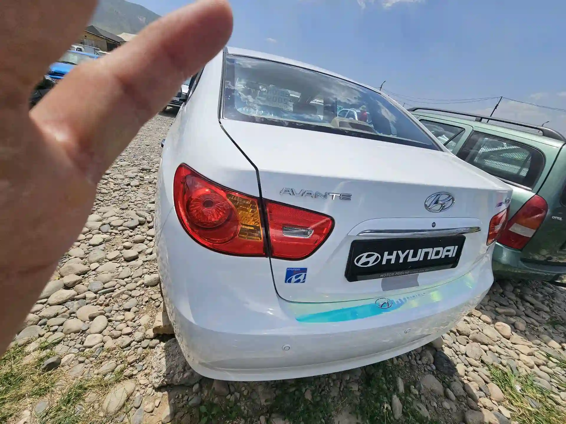 Hyundai Avante 2009