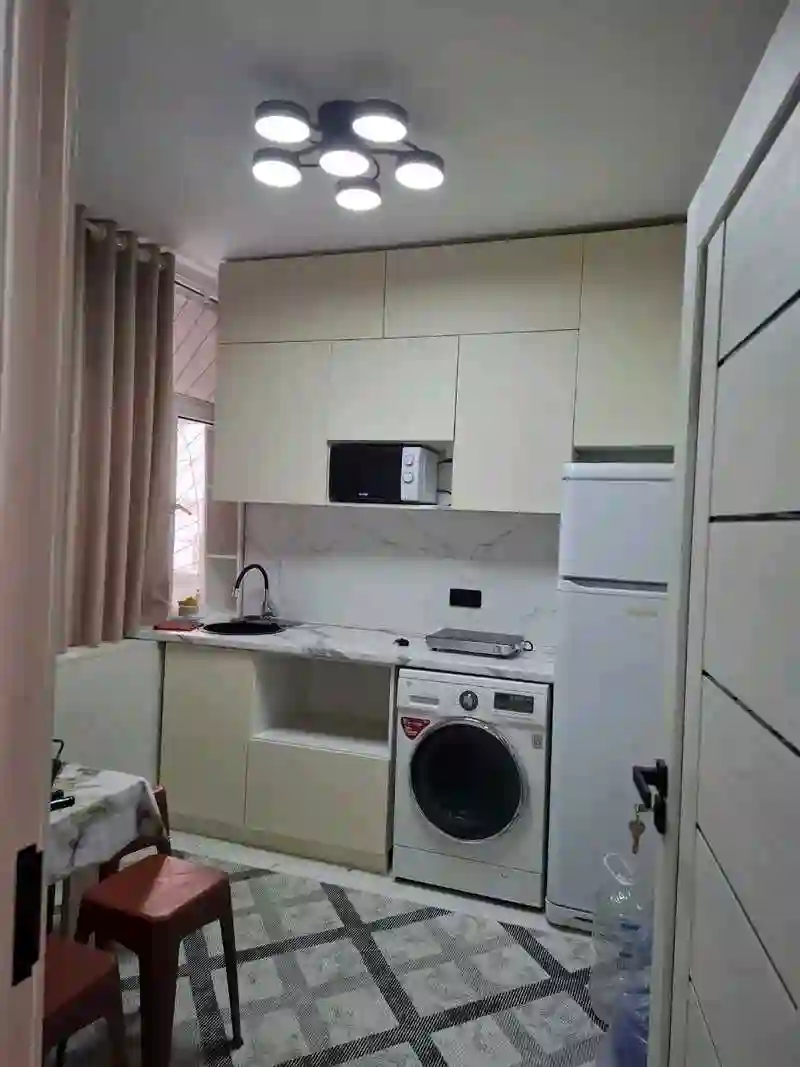 2-к квартира, 7 этаж, 60 м², Цум, доми Сегафредо