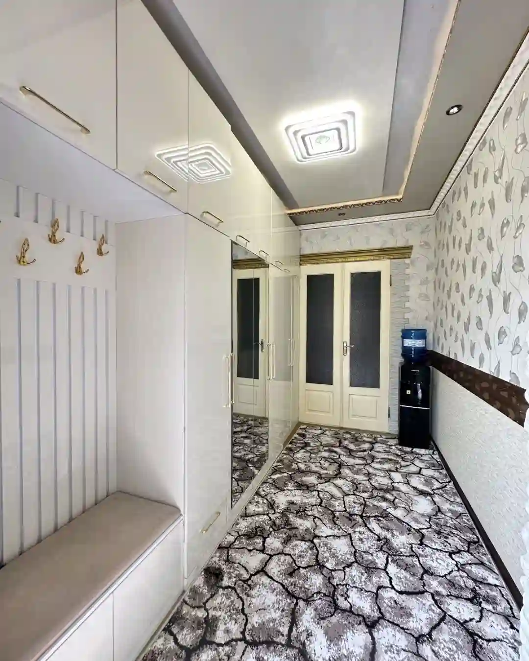 1 этажный, 5-комн. дом, 1282 м², 3 соток, Фирдавси Южный
