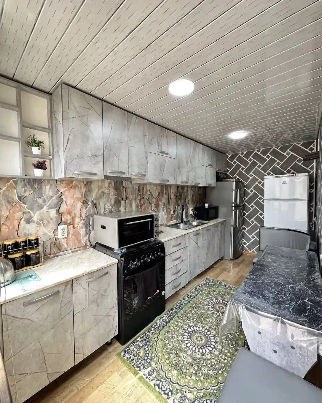 1 этажный, 5-комн. дом, 1282 м², 3 соток, Фирдавси Южный