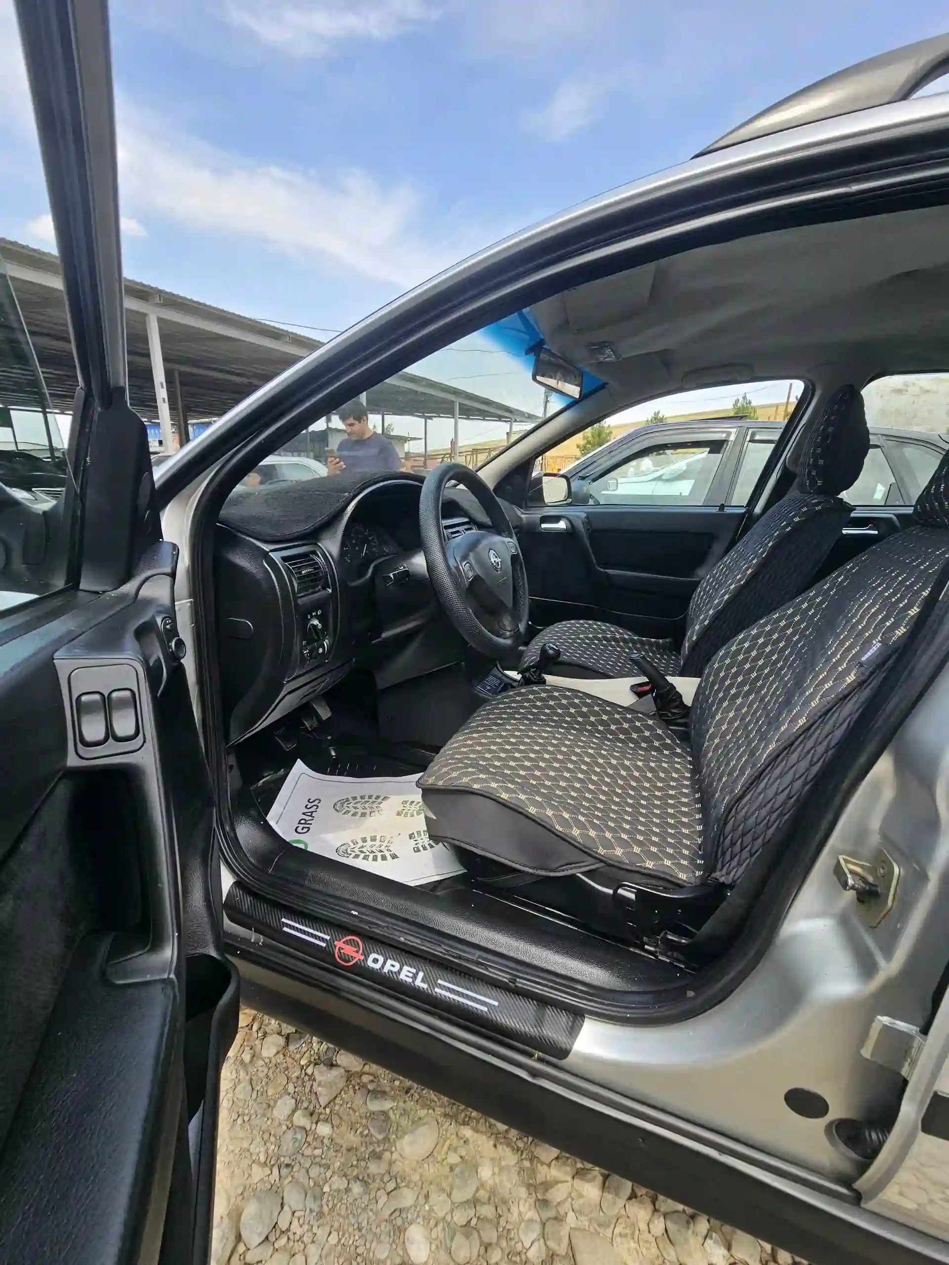 Opel Astra j 1999 — миниатюра 5